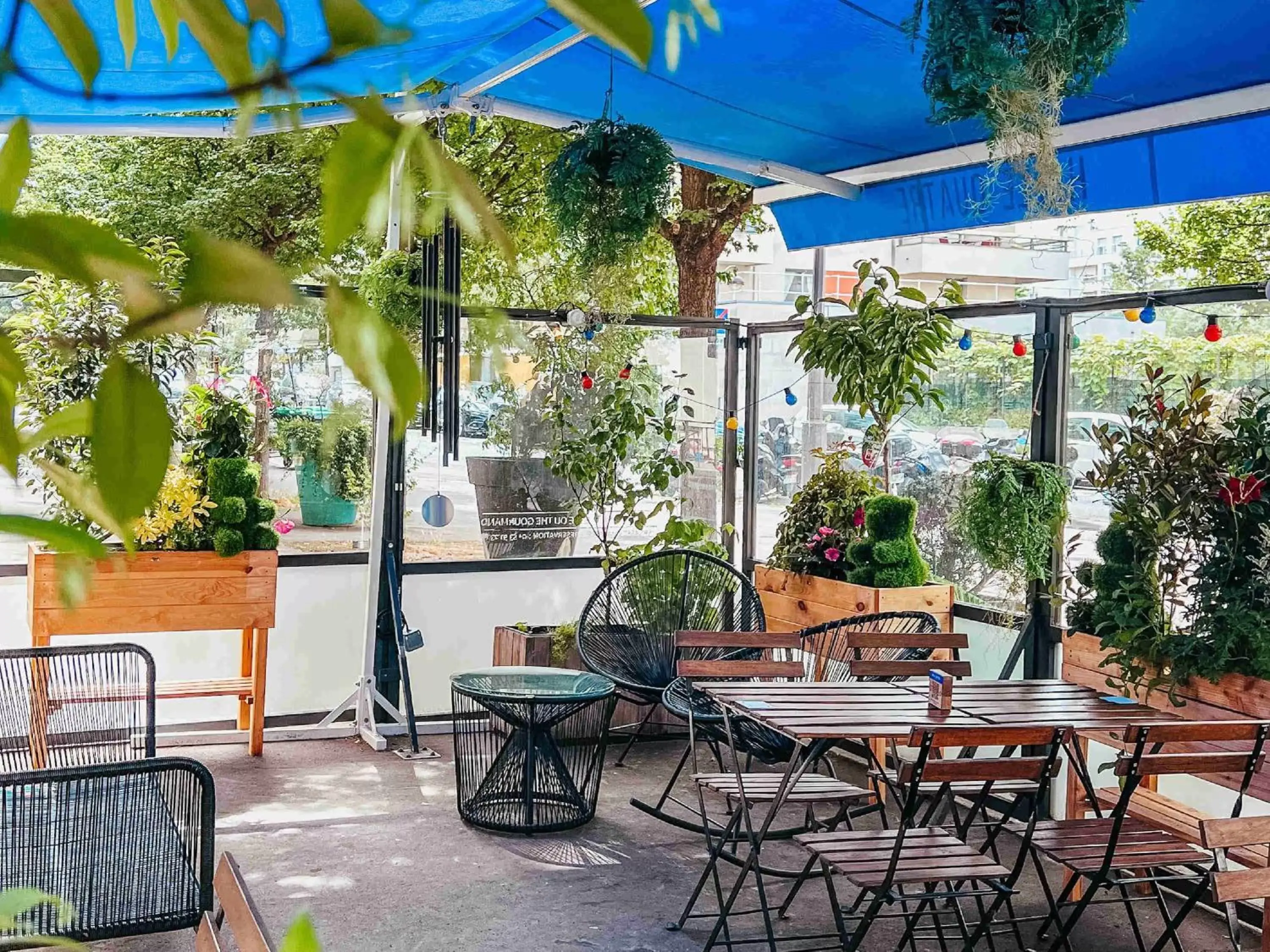 Restaurant/places to eat, Patio/Outdoor Area in Novotel Paris Centre Gare Montparnasse