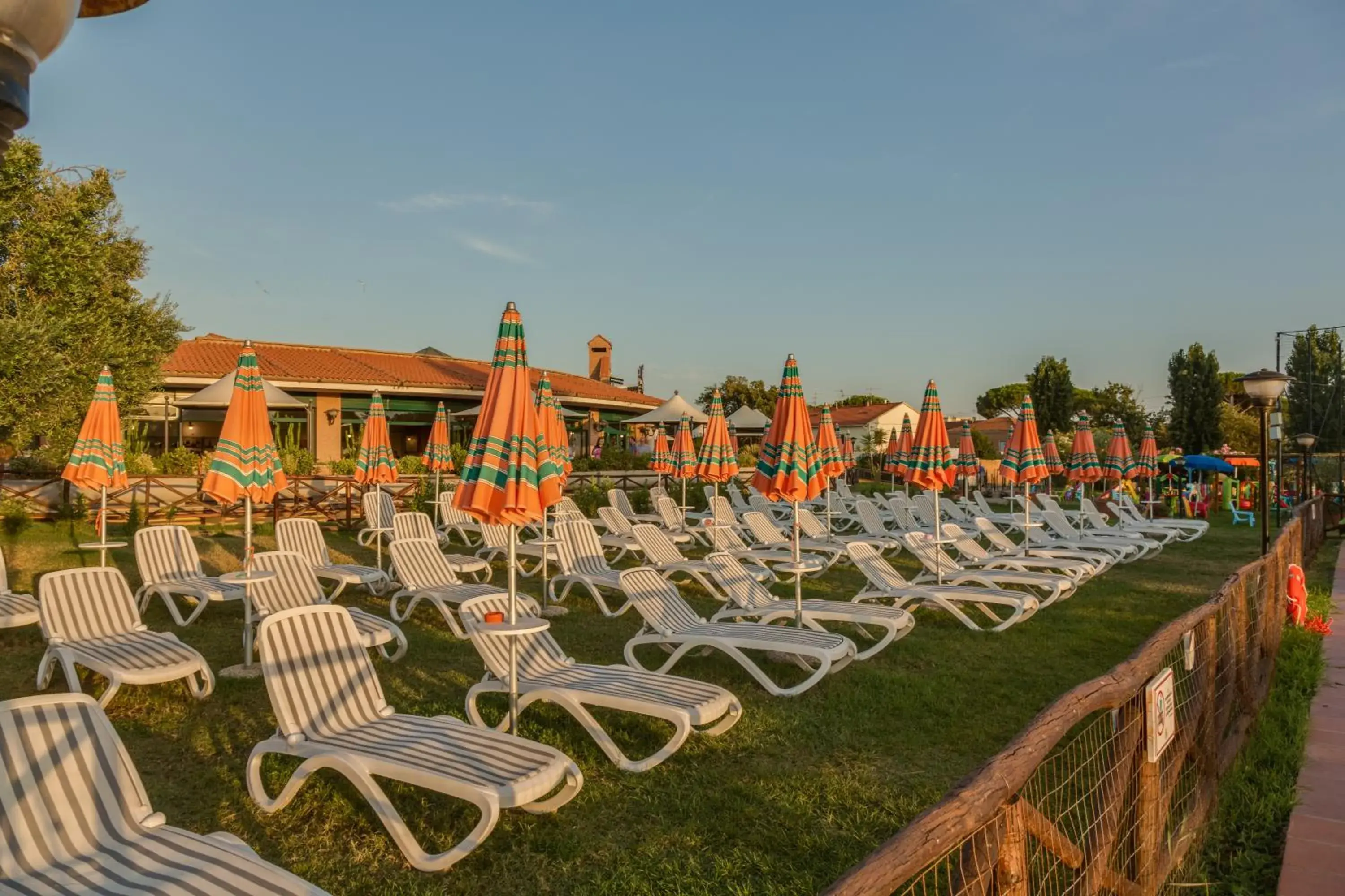 Solarium, Beach in Villaggio Mare Si