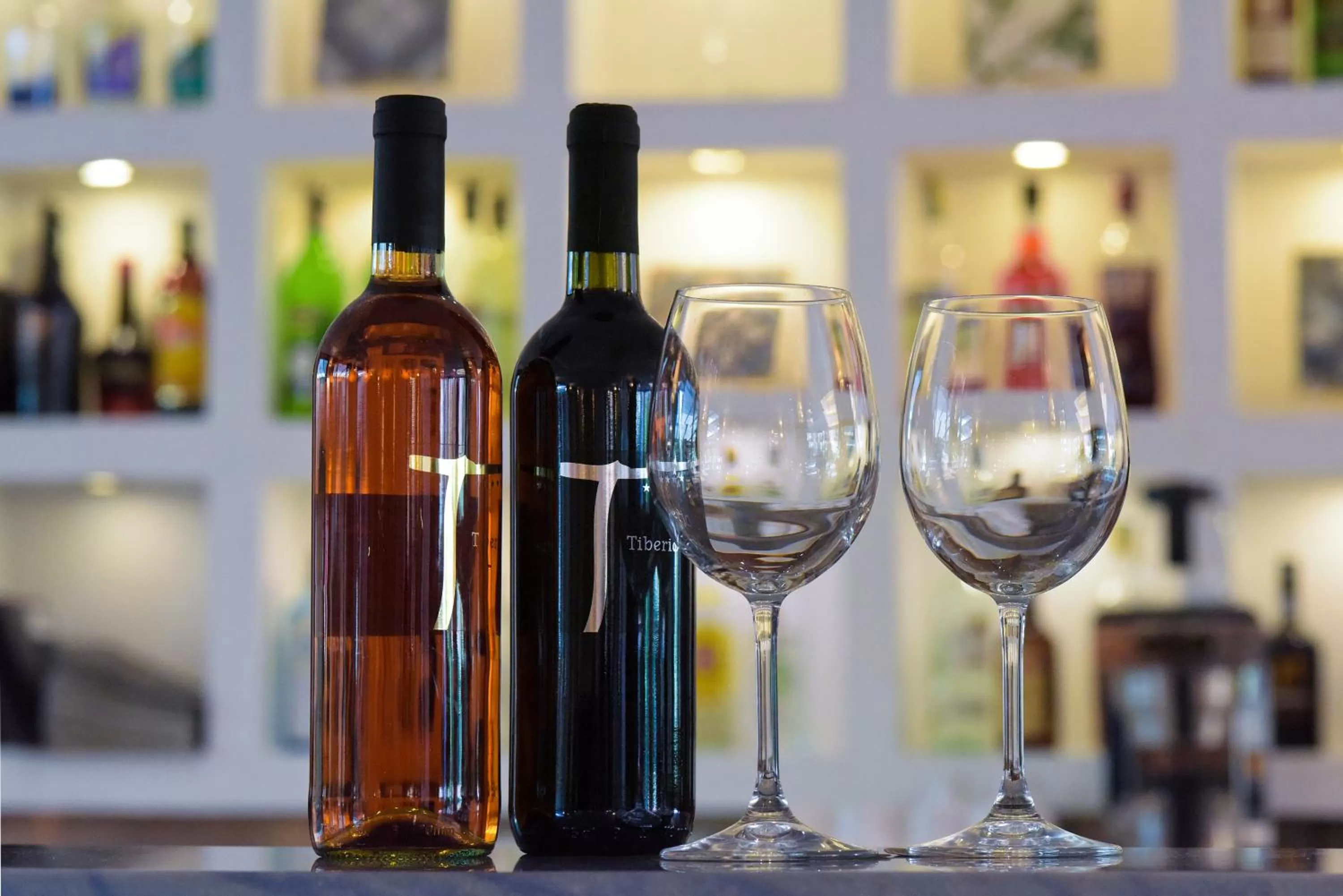 Lounge or bar in Grand Hotel Tiberio