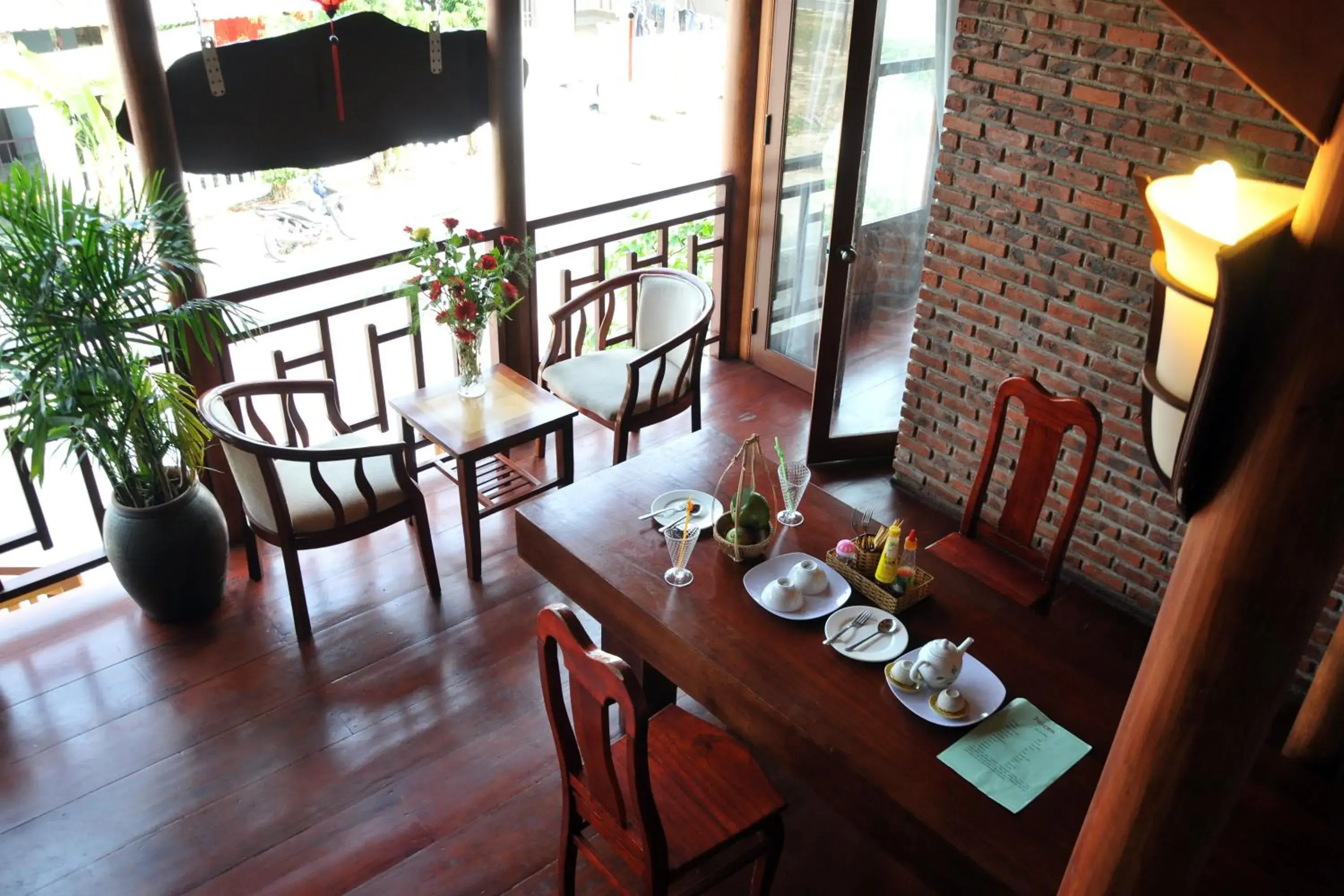 Restaurant/Places to Eat in Seaside An Bang Homestay