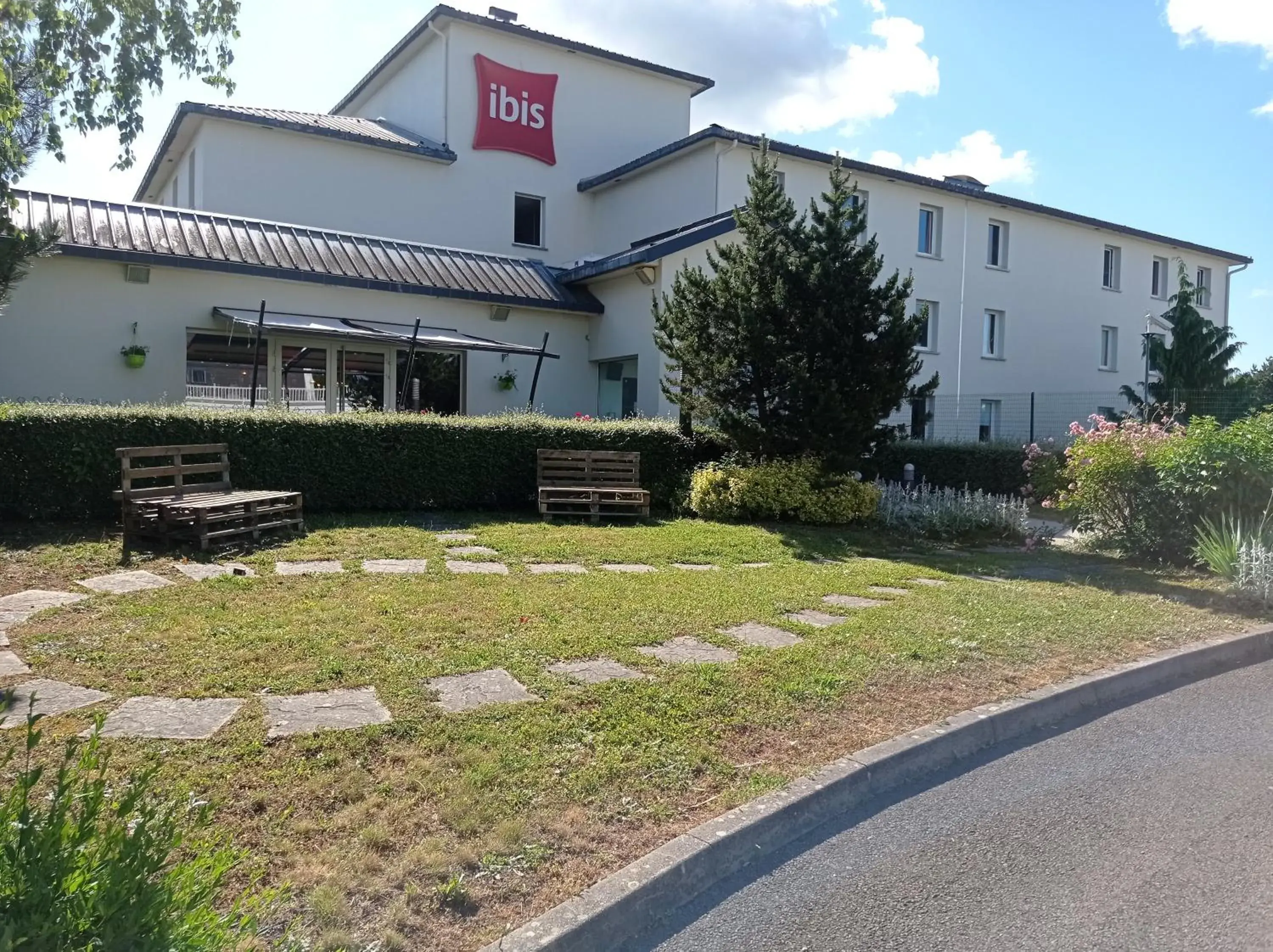 Property Building in ibis Thionville Porte du Luxembourg