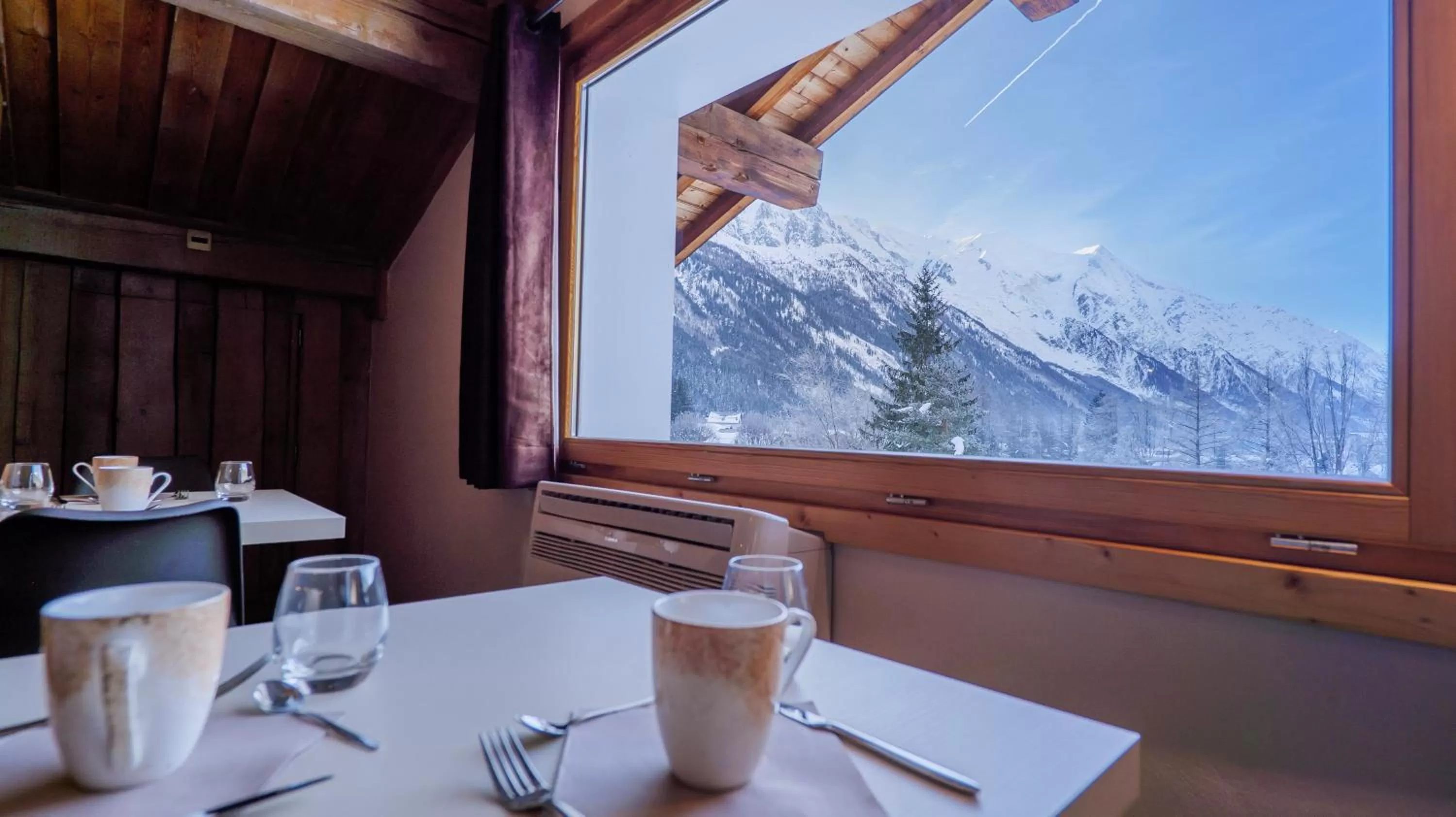 Natural landscape in Hôtel Le Labrador