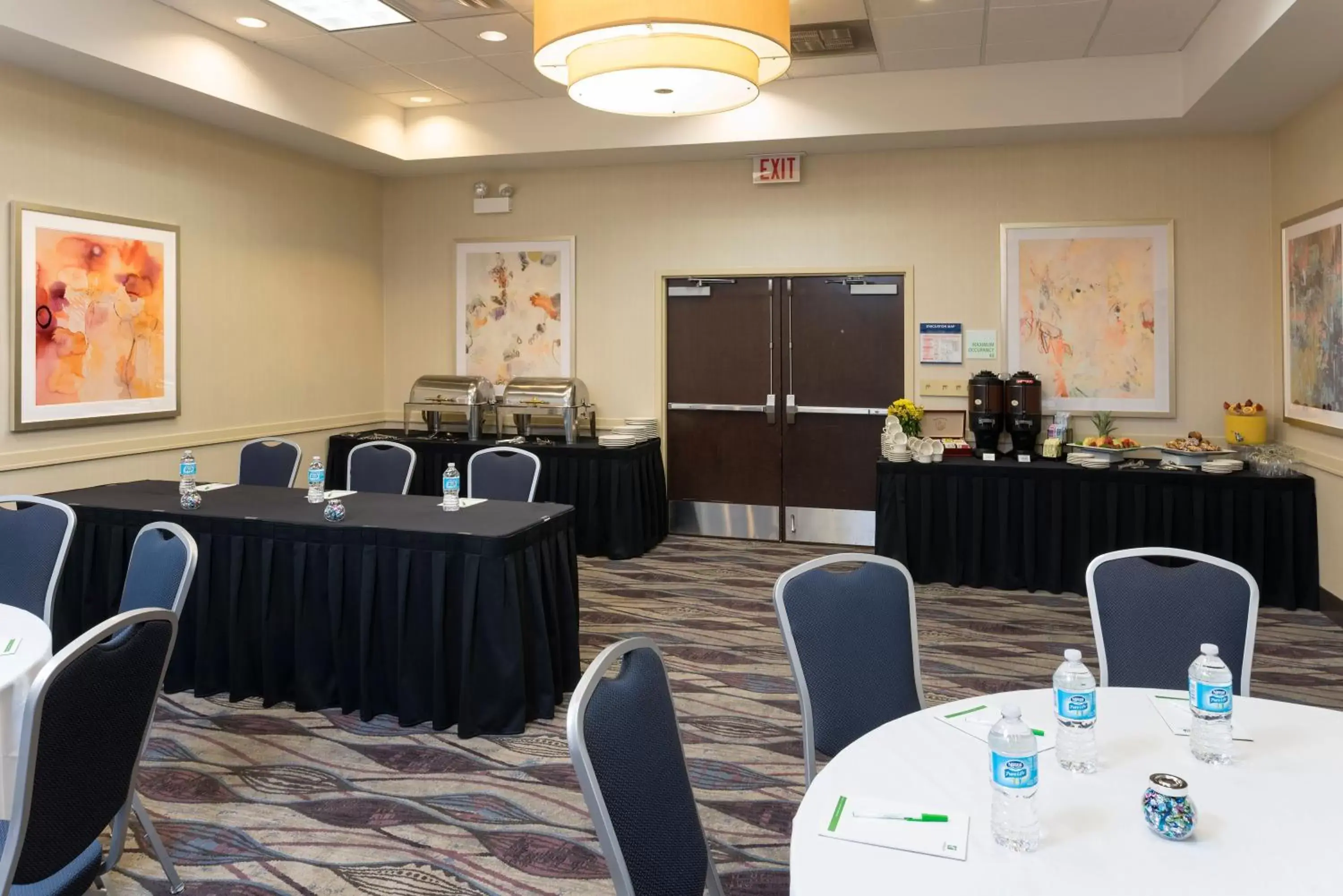 Banquet/Function facilities in Holiday Inn Chicago - Elk Grove, an IHG Hotel