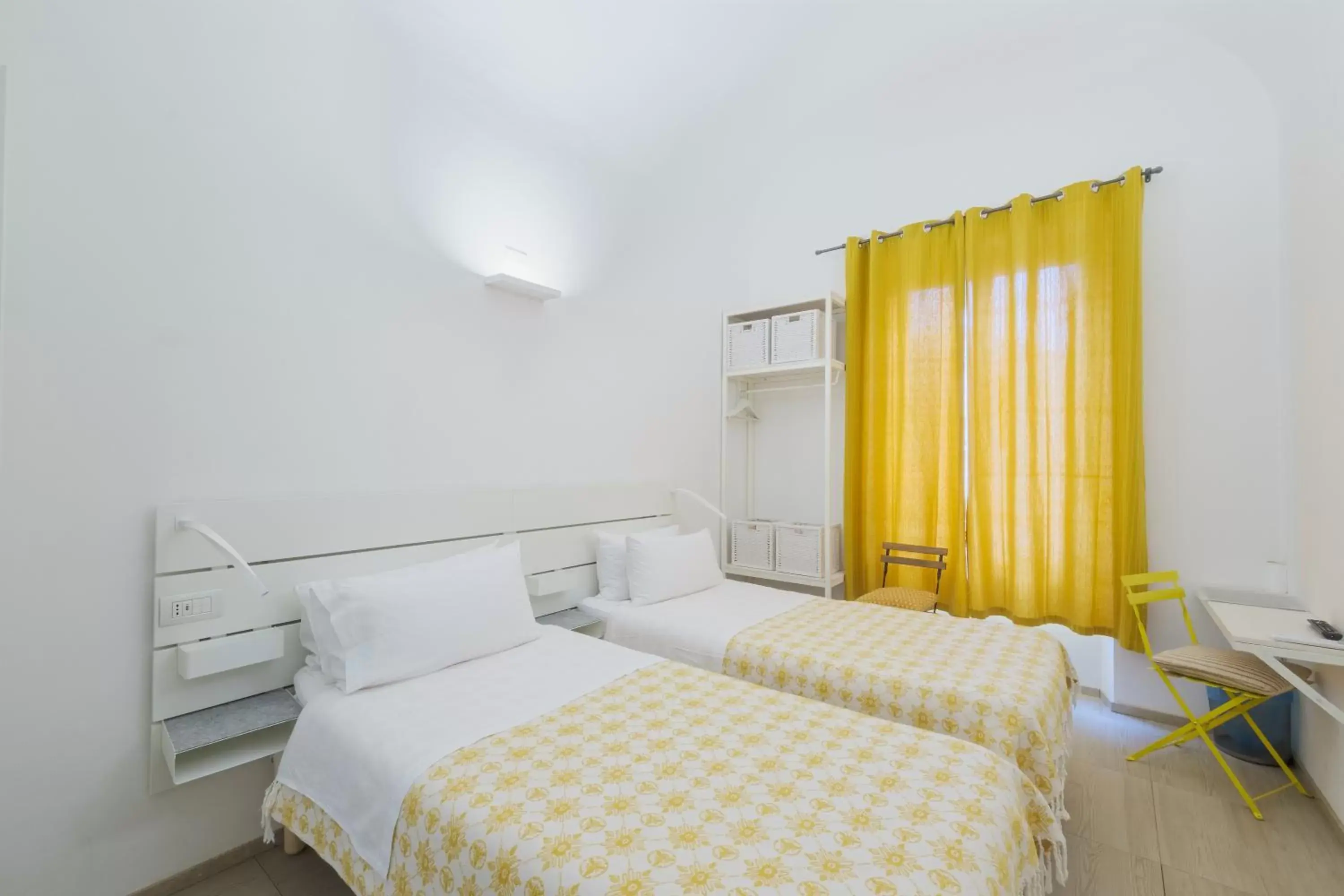 Bed in Central Savona B&B