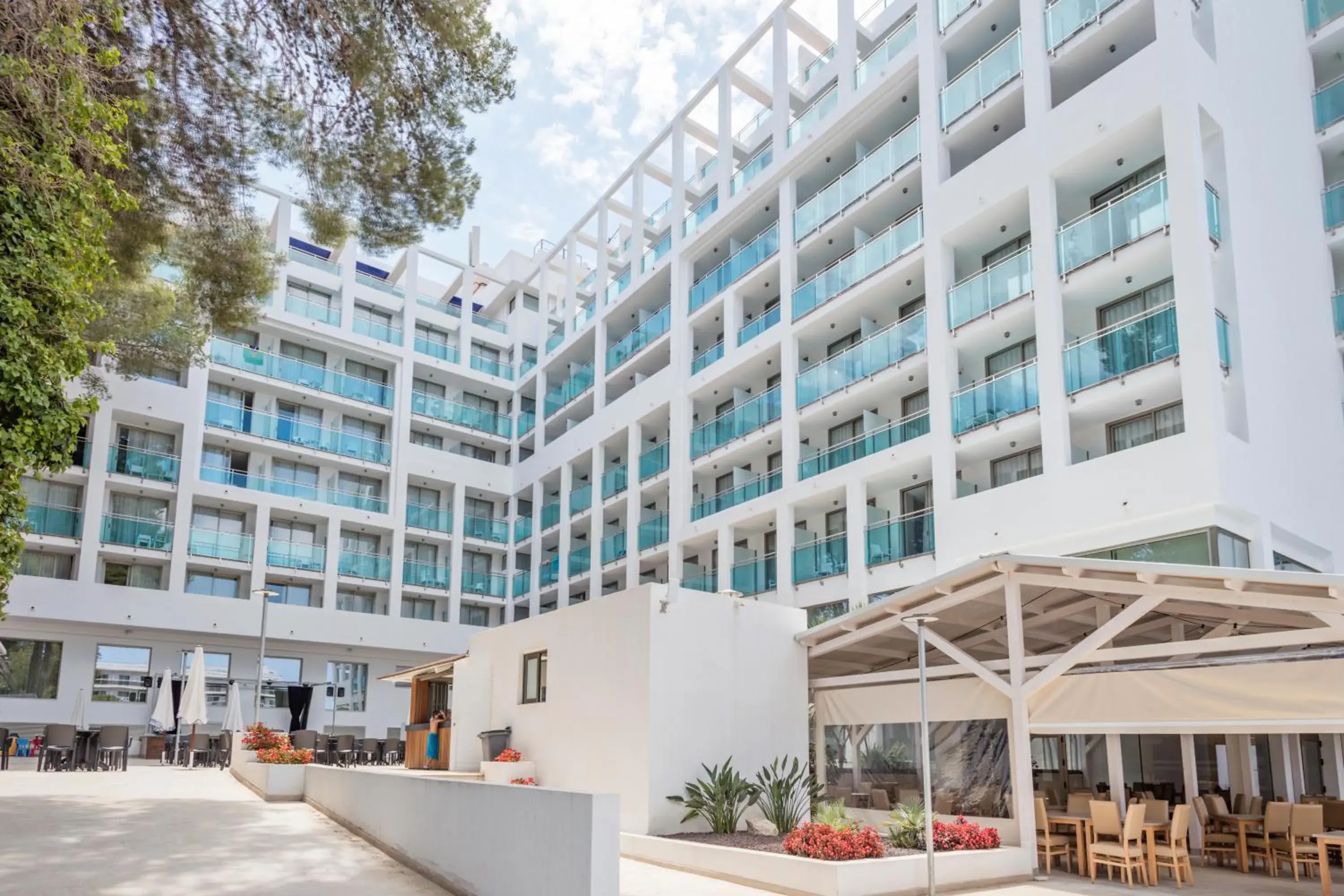 Property Building in Hotel Best Mediterraneo