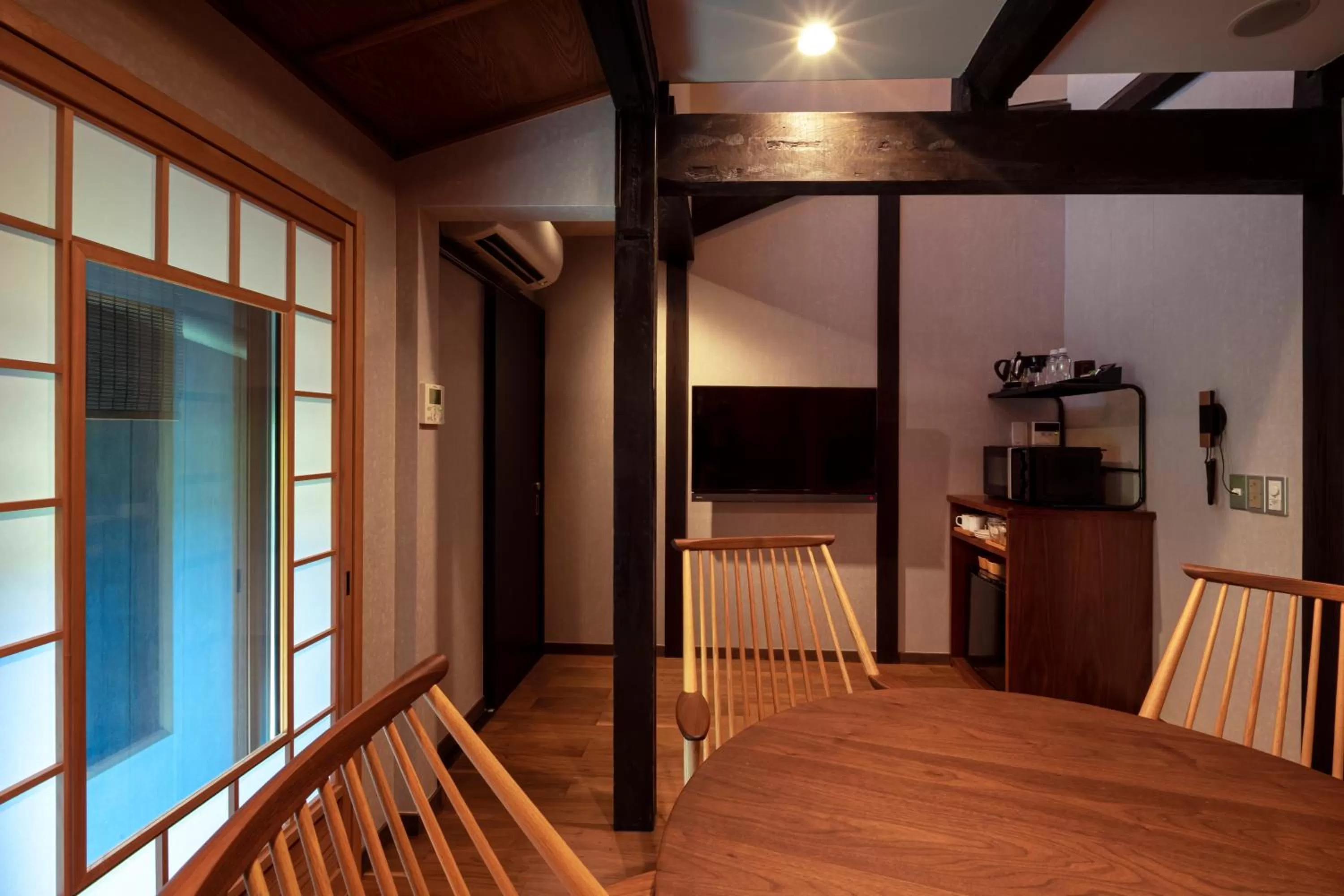 Photo of the whole room in Rinn Machiya Kuon