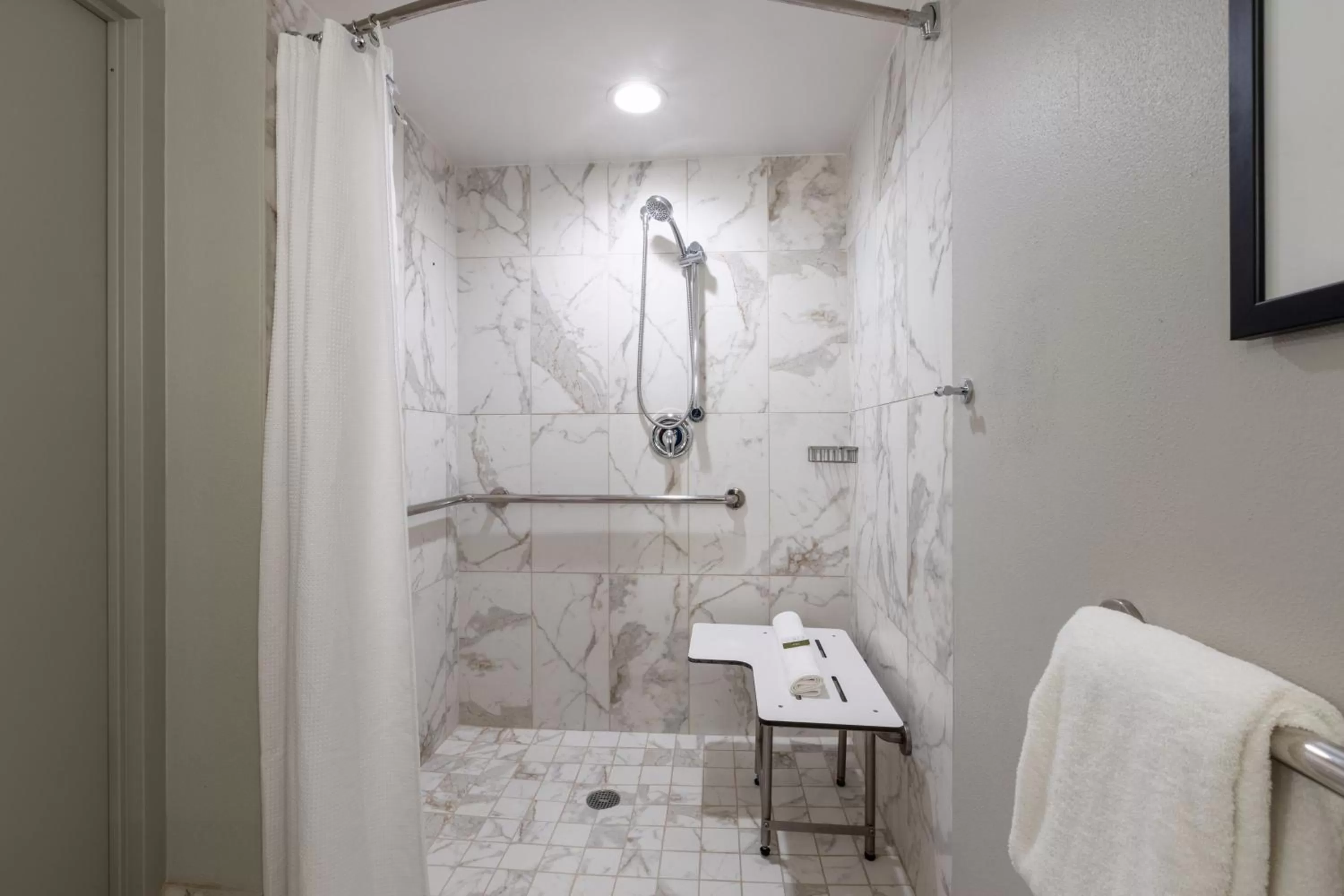 Bathroom in Castle Hotel, Autograph Collection