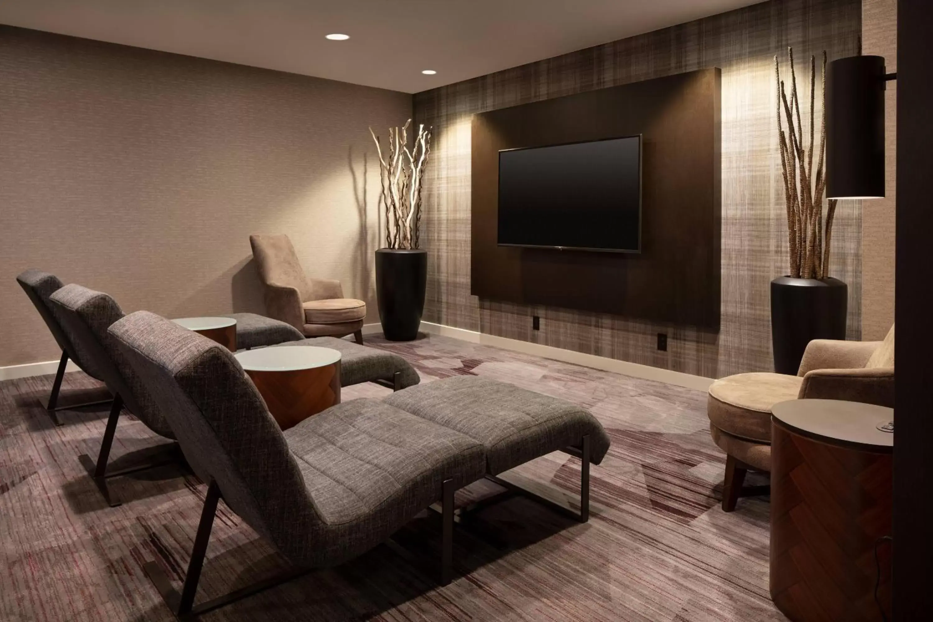 Lounge or bar, TV/Entertainment Center in Courtyard by Marriott Los Angeles Hacienda Heights Orange County