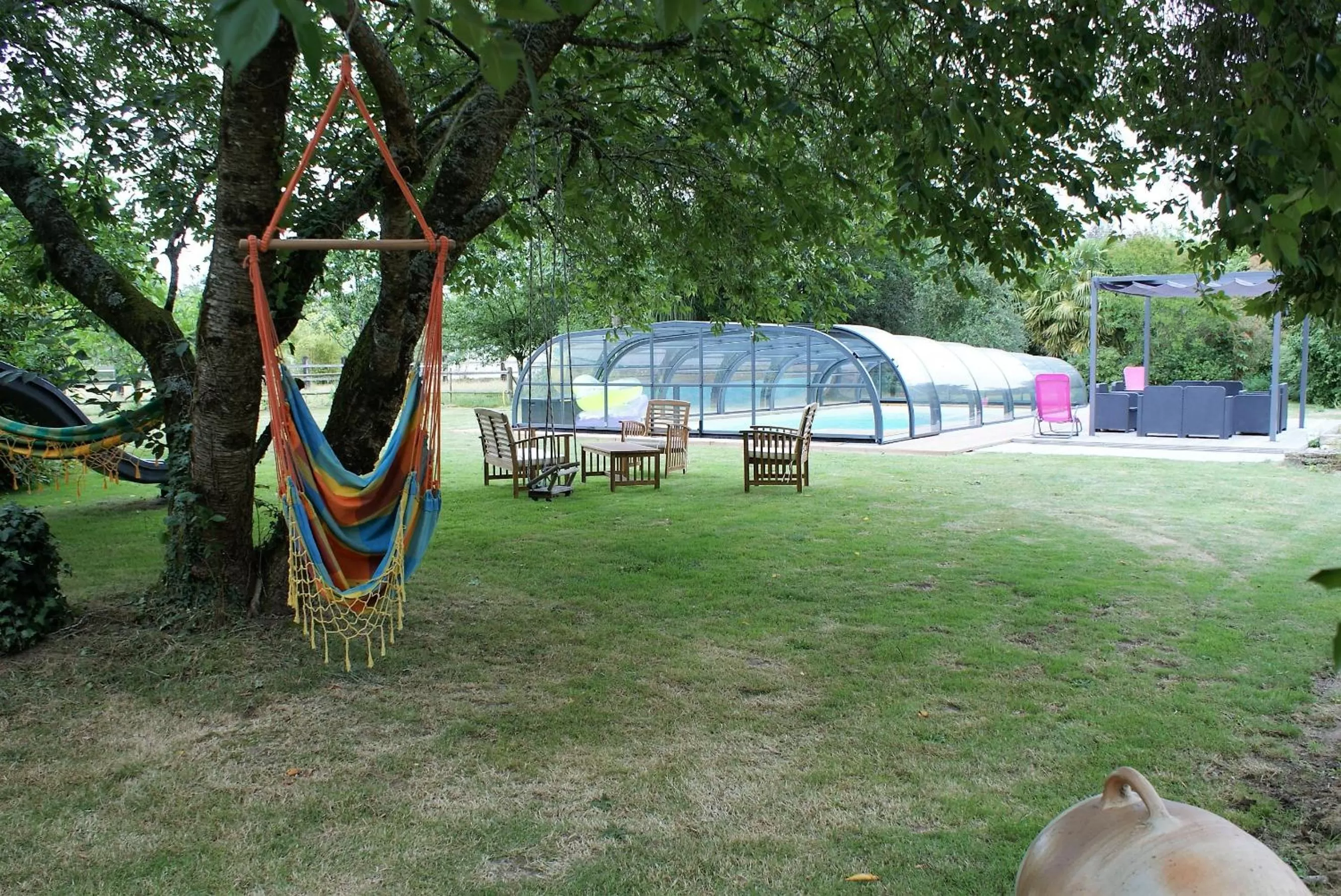 Garden view in Aux Agapanthes