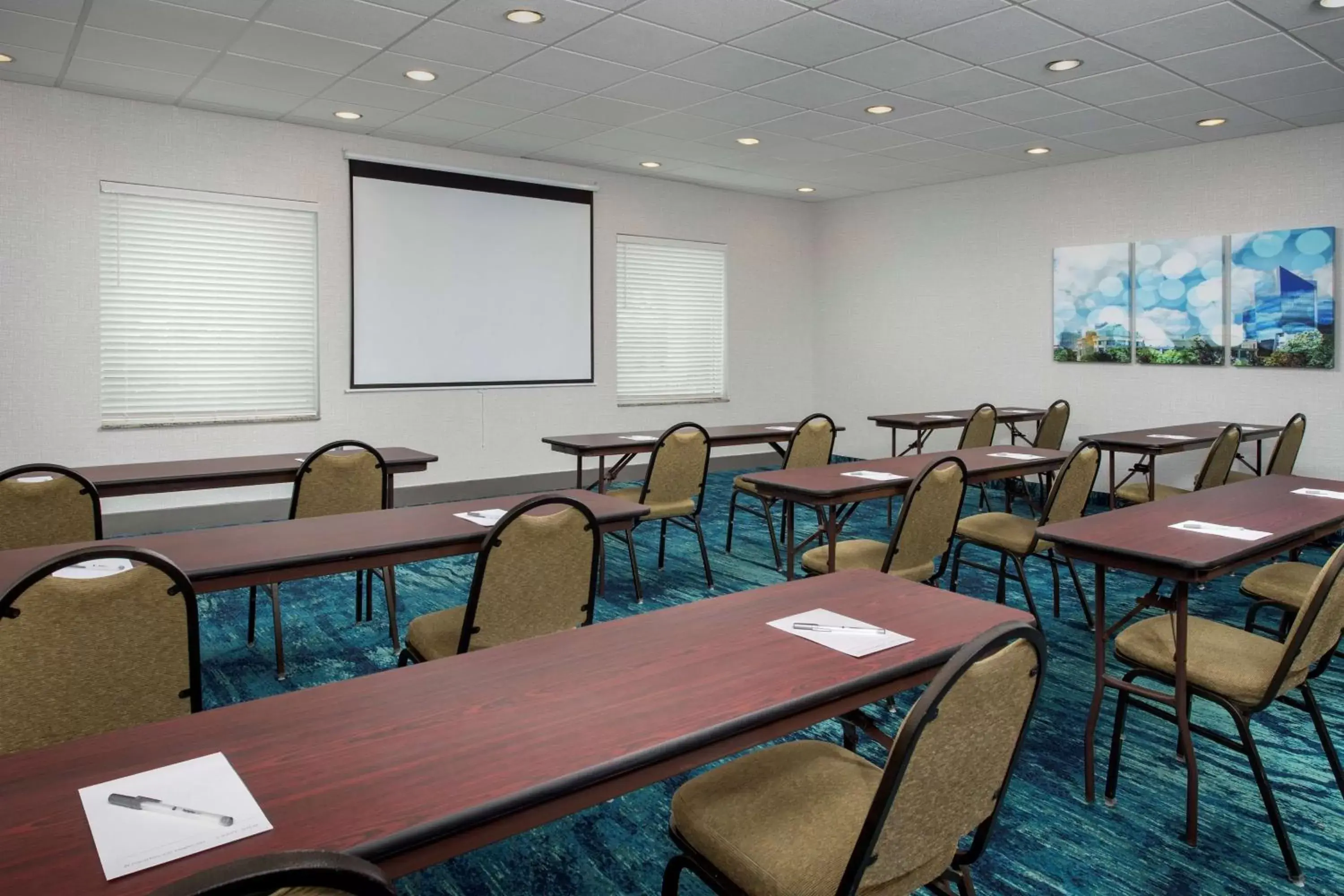 Meeting/conference room in Hampton Inn & Suites Holly Springs