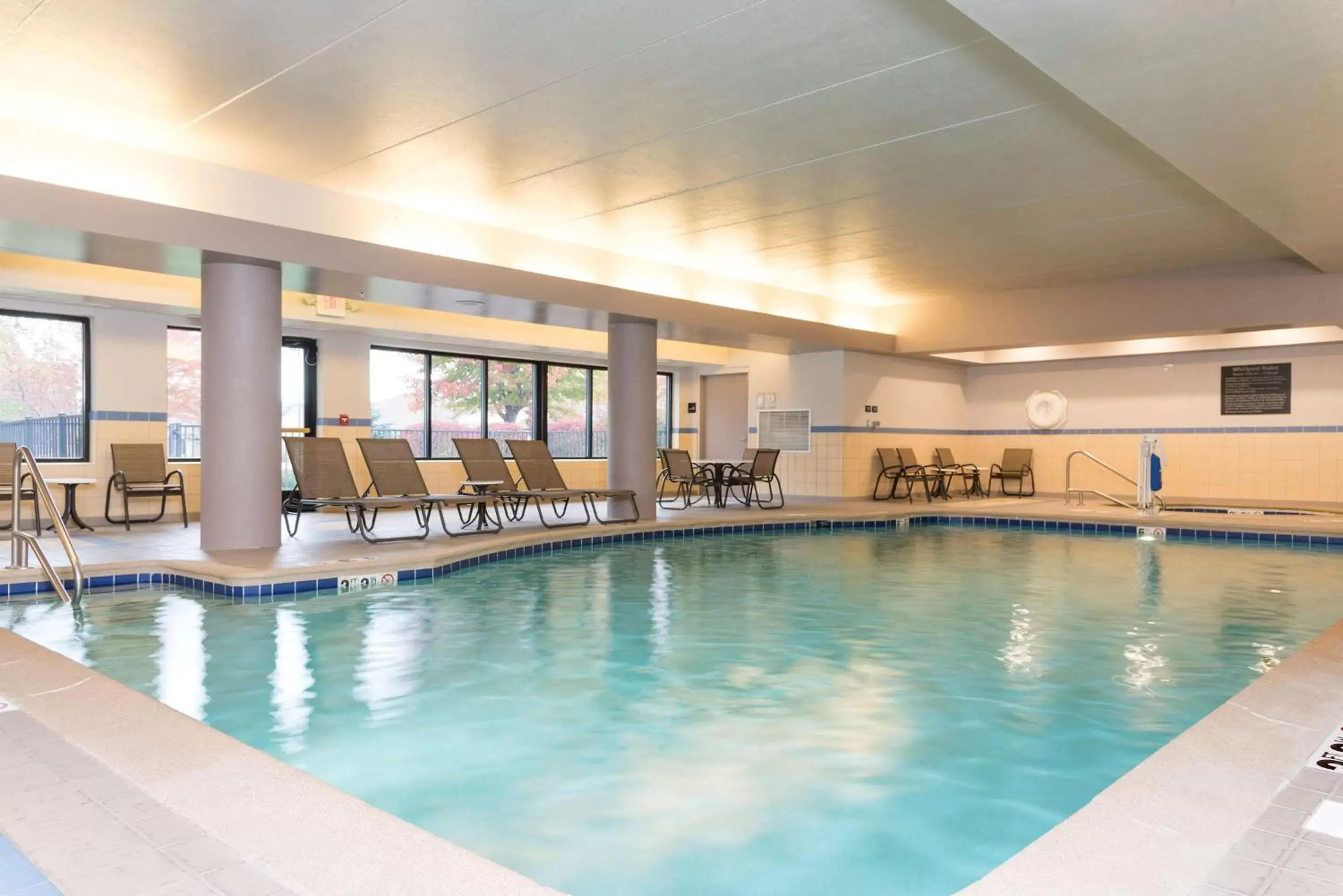 Pool view, Swimming Pool in Hampton Inn & Suites East Lansing