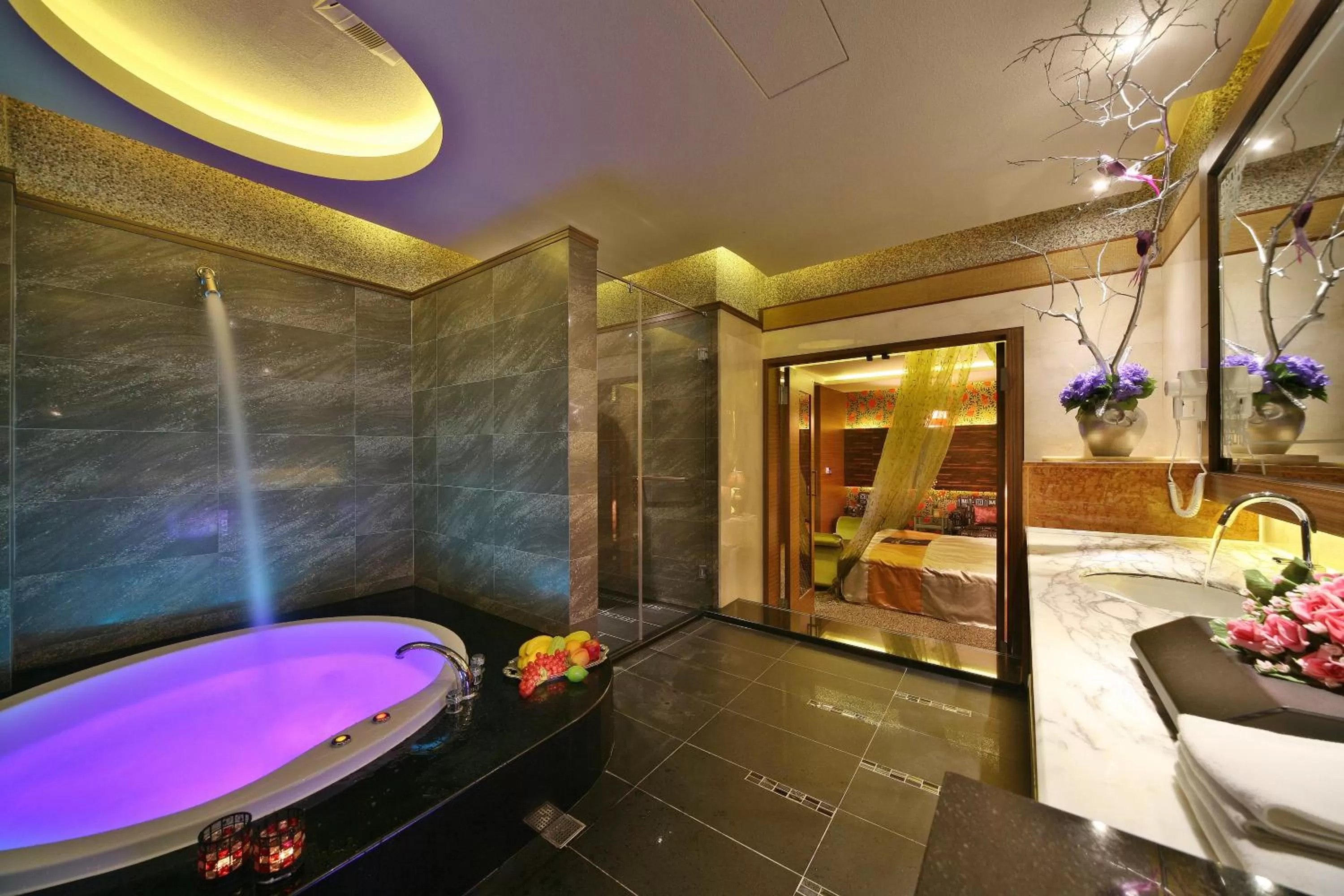 Bathroom in Shining Motel