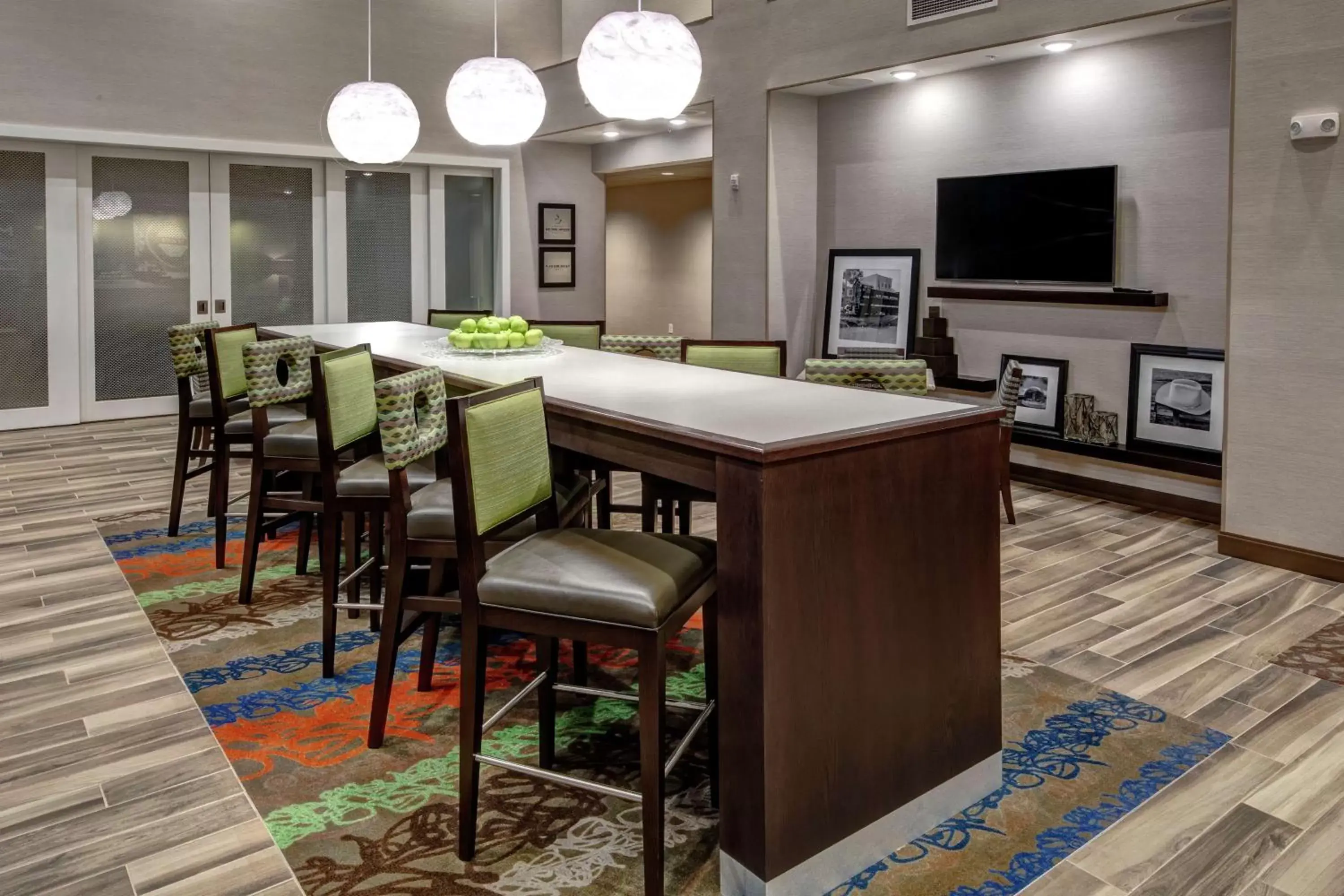 Lobby or reception, Lounge/Bar in Hampton Inn & Suites Culpeper