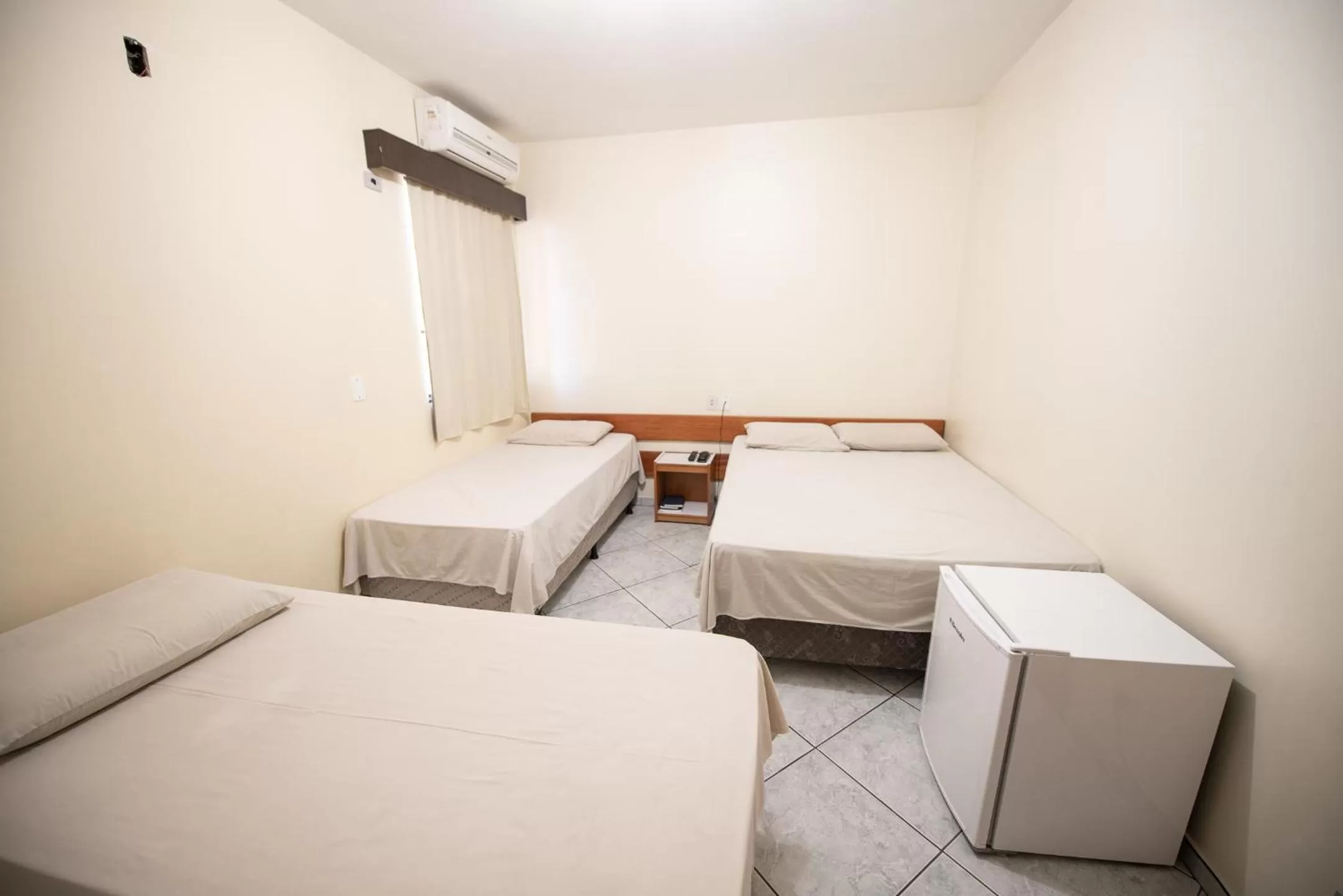 Photo of the whole room in Foz Express Hotel Centro