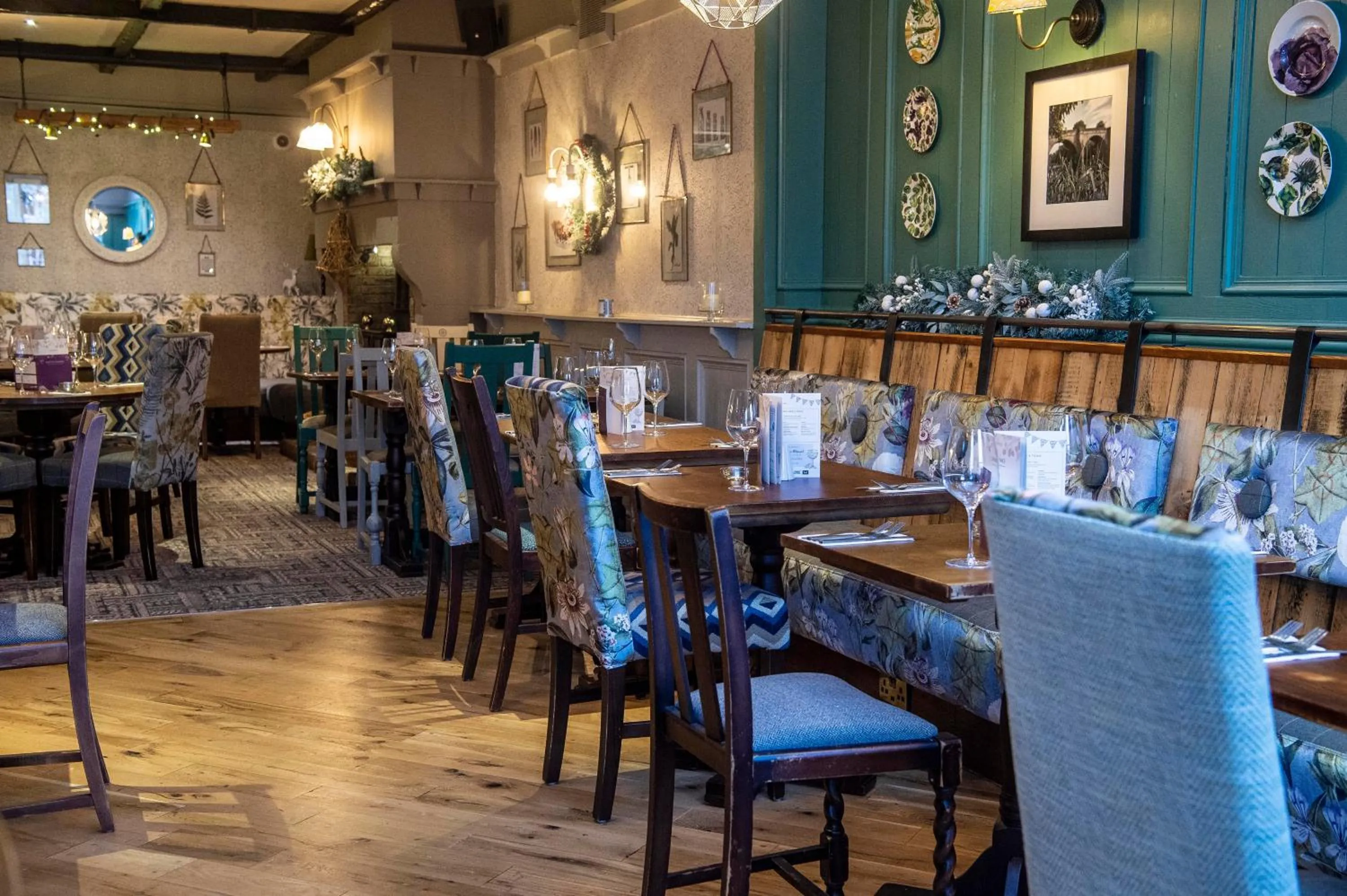 Kings Head by Chef & Brewer Collection