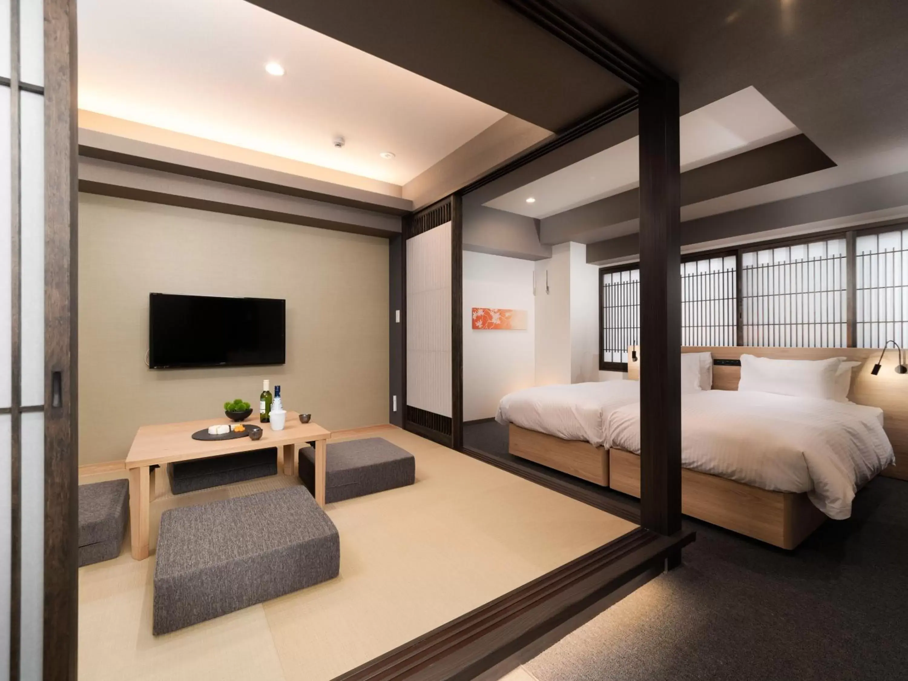 Photo of the whole room, TV/Entertainment Center in MIMARU KYOTO NISHINOTOIN TAKATSUJI