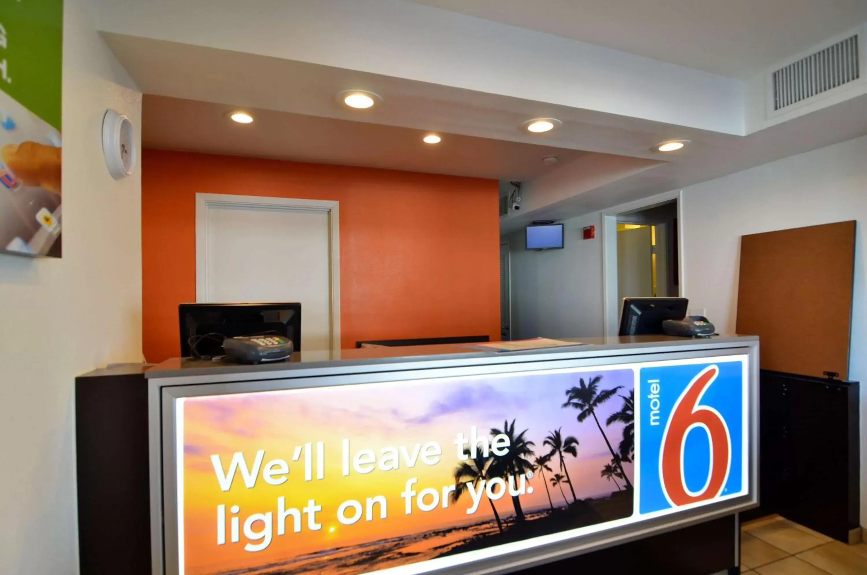 Property logo or sign, Lobby/Reception in Motel 6-North Palm Springs, CA - North