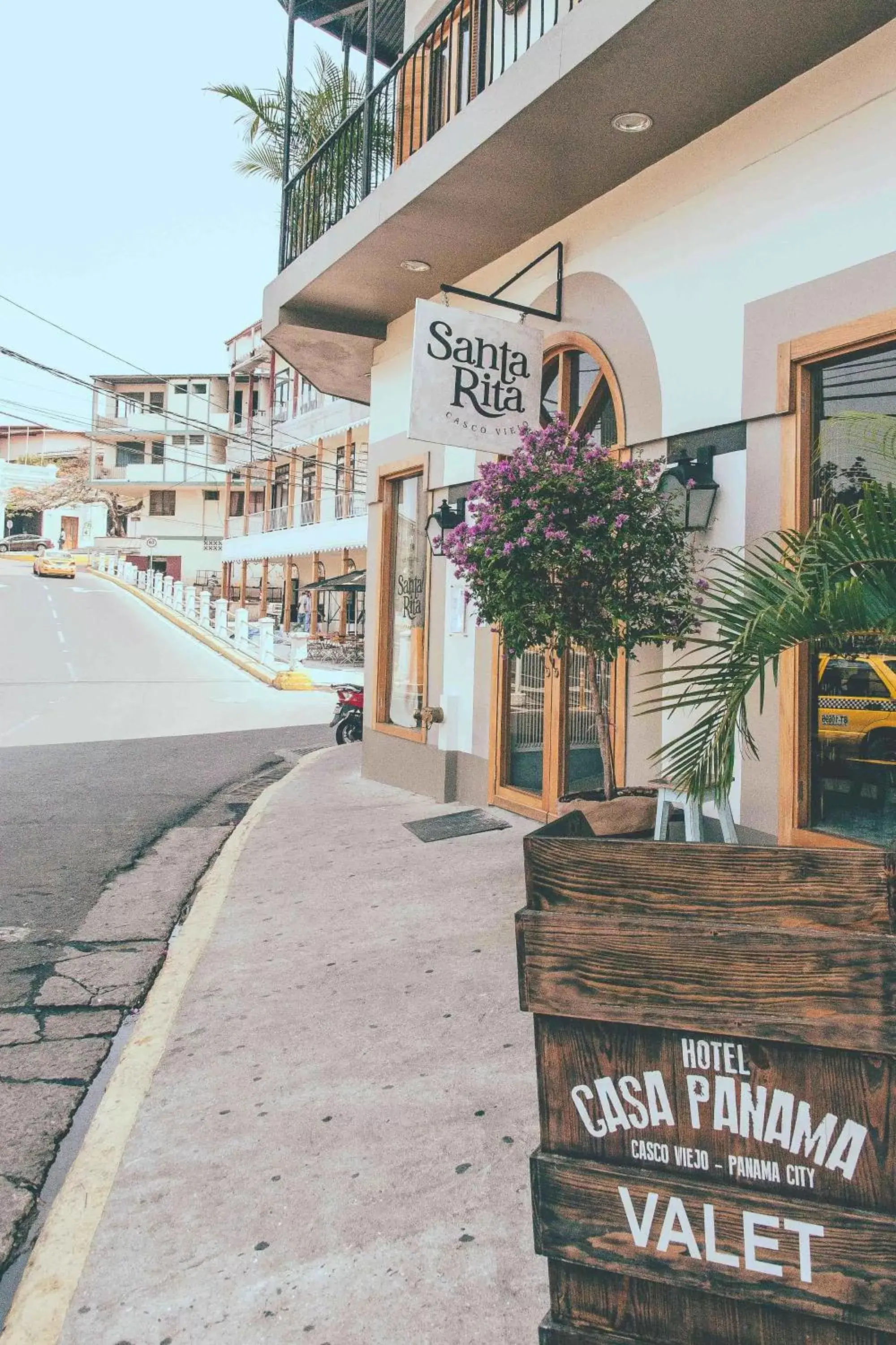 Street view, Property Logo/Sign in Hotel Casa Panama