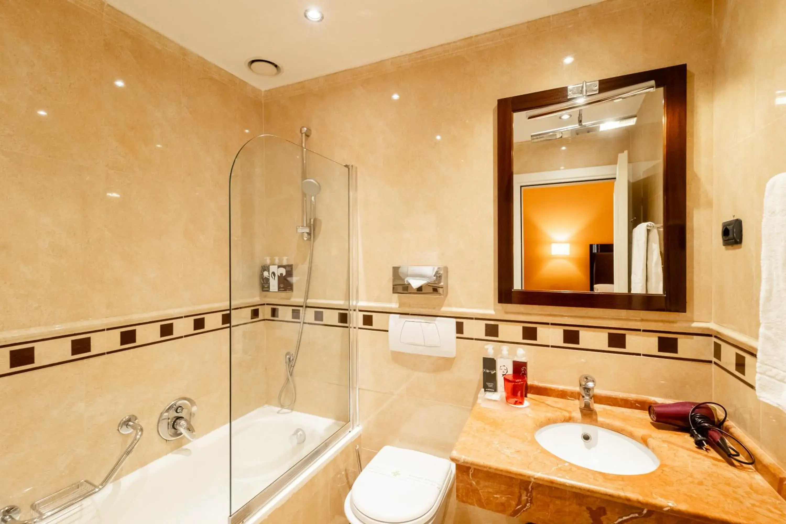 Bathroom in San Gallo Palace Hotel