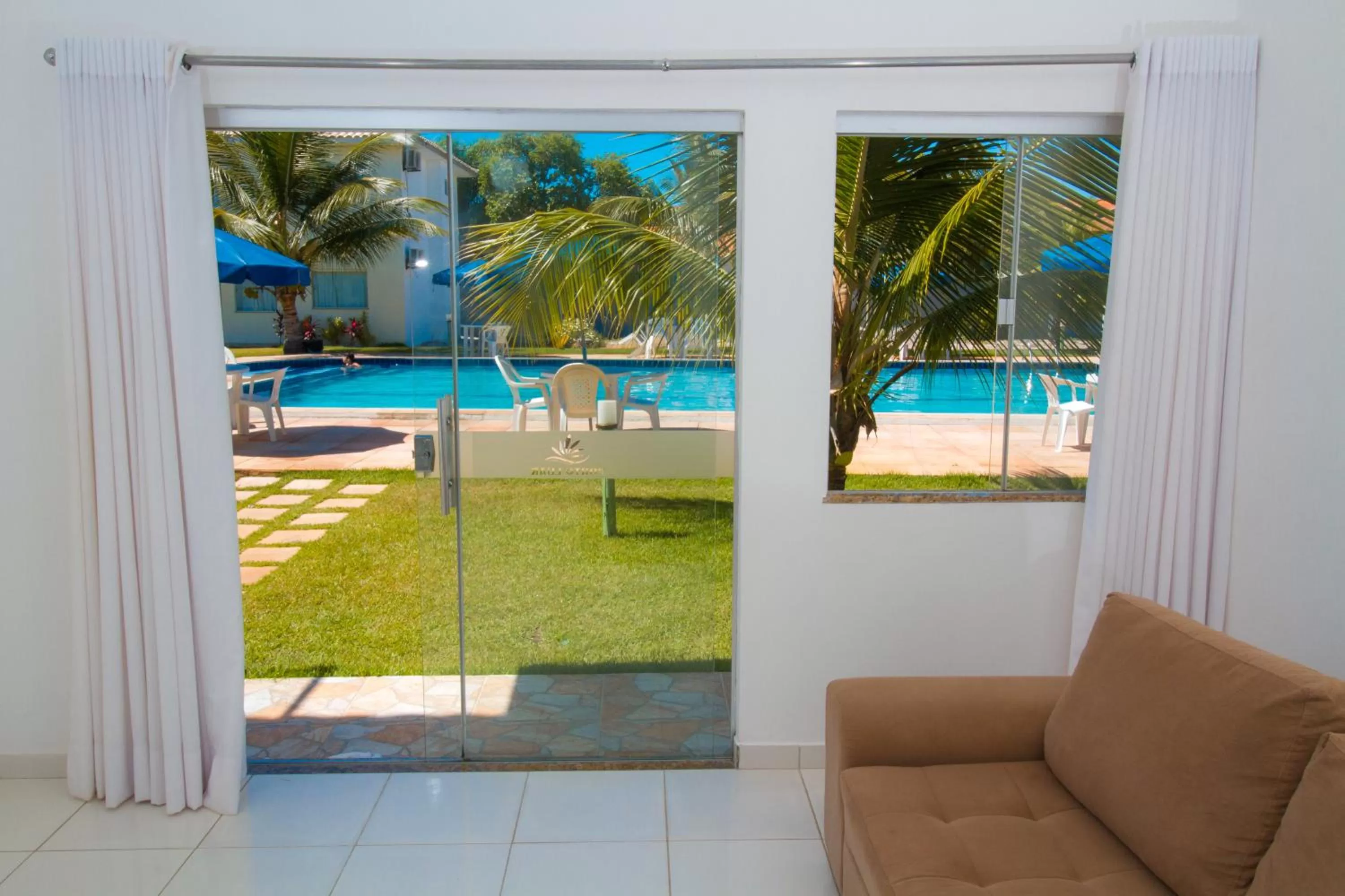 Pool view in Porto Luar