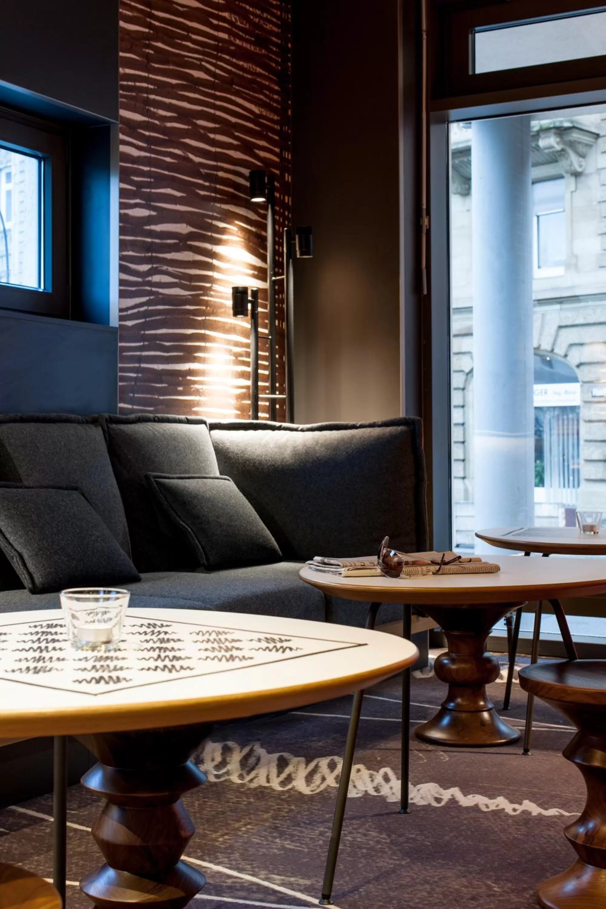 Lounge or bar in ibis Stuttgart Centrum