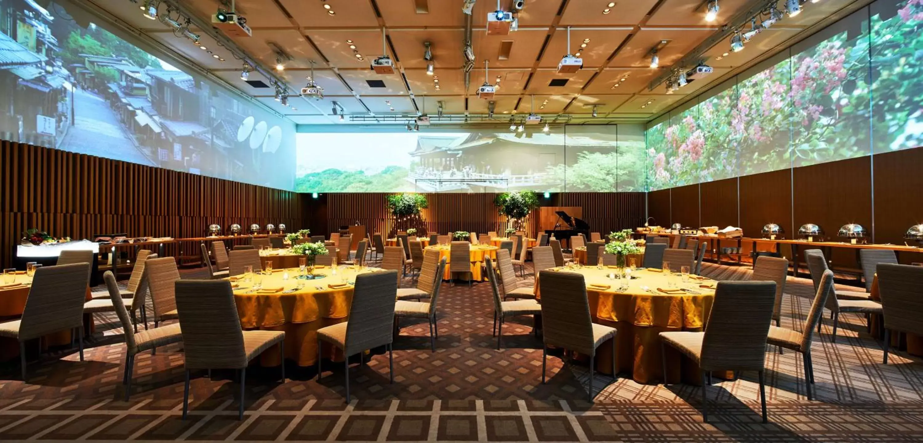 Lobby or reception, Restaurant/Places to Eat in Hyatt Regency Kyoto