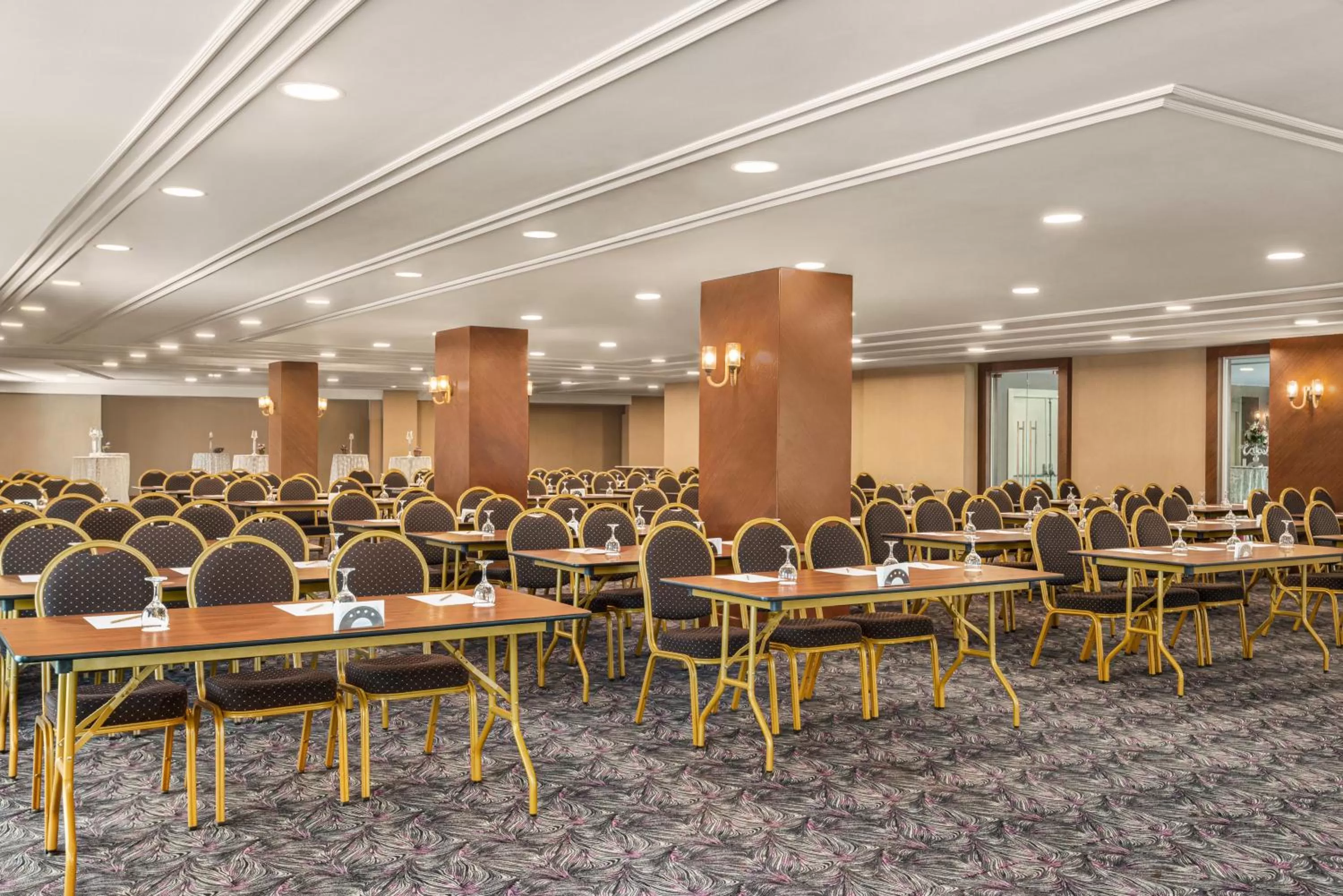 Restaurant/places to eat in Ramada Plaza by Wyndham Samsun