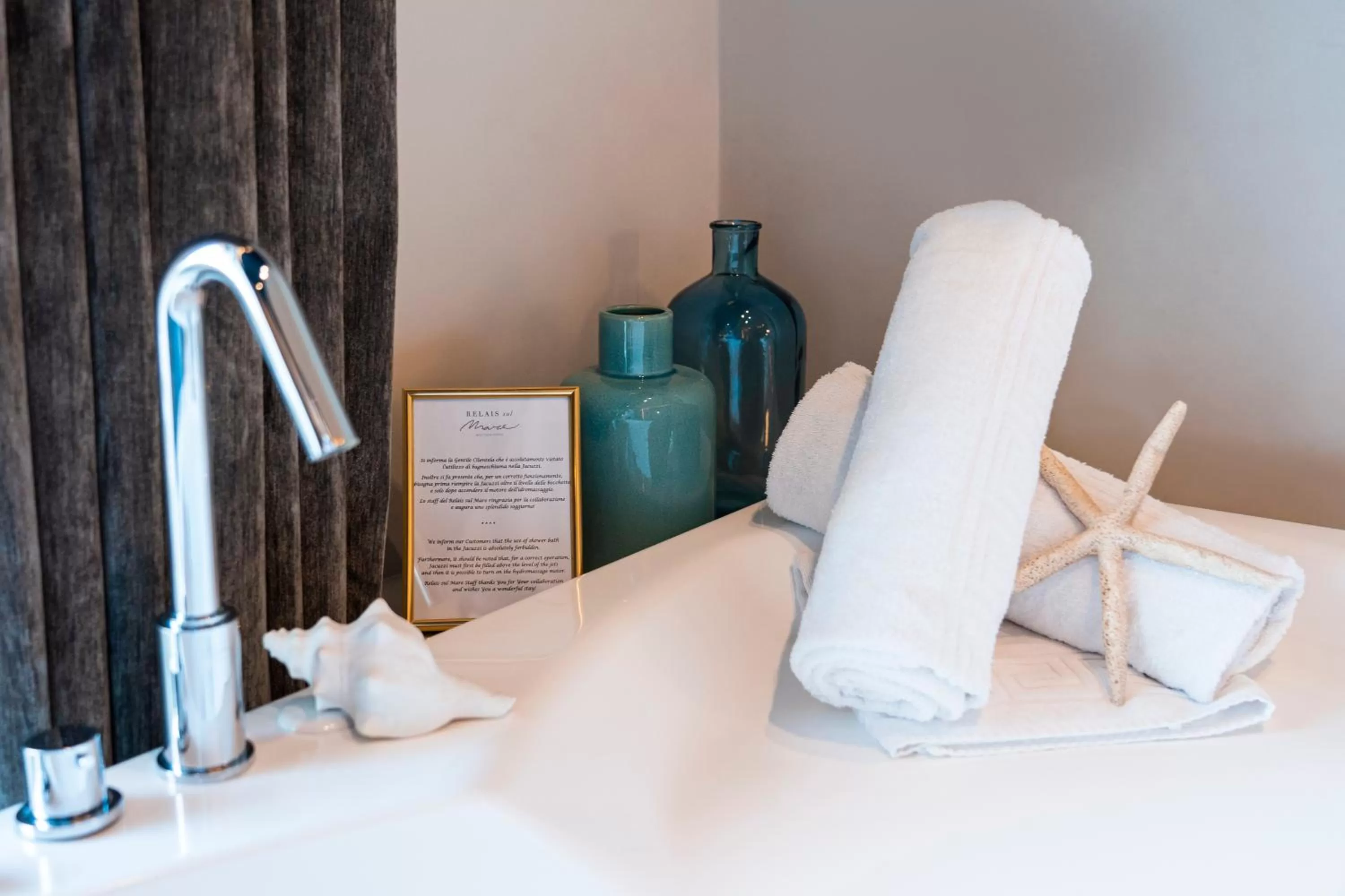 Hot Tub in Relais sul Mare Boutique Hotel