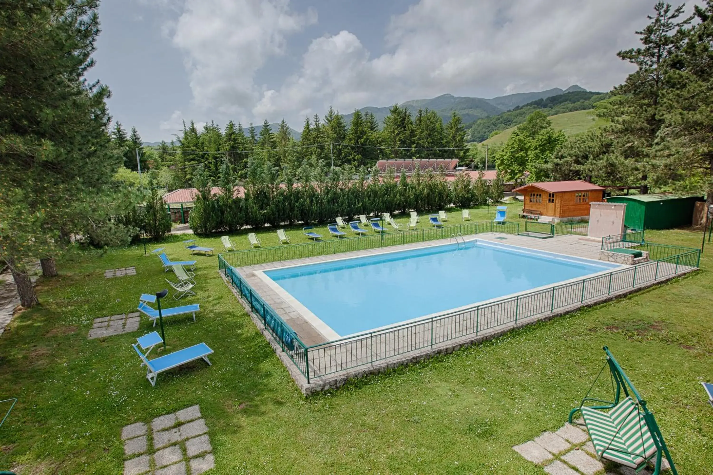 Swimming pool, Pool View in Hotel Iris