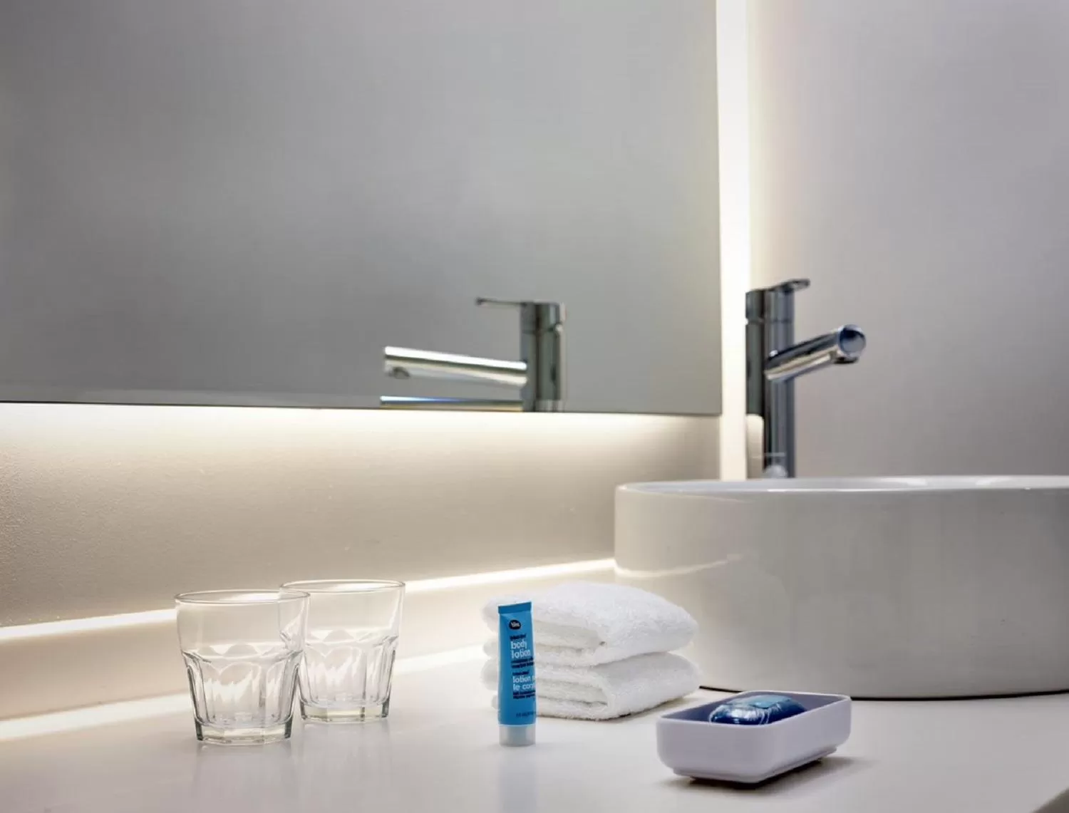 Bathroom in Aloft Birmingham Eastside