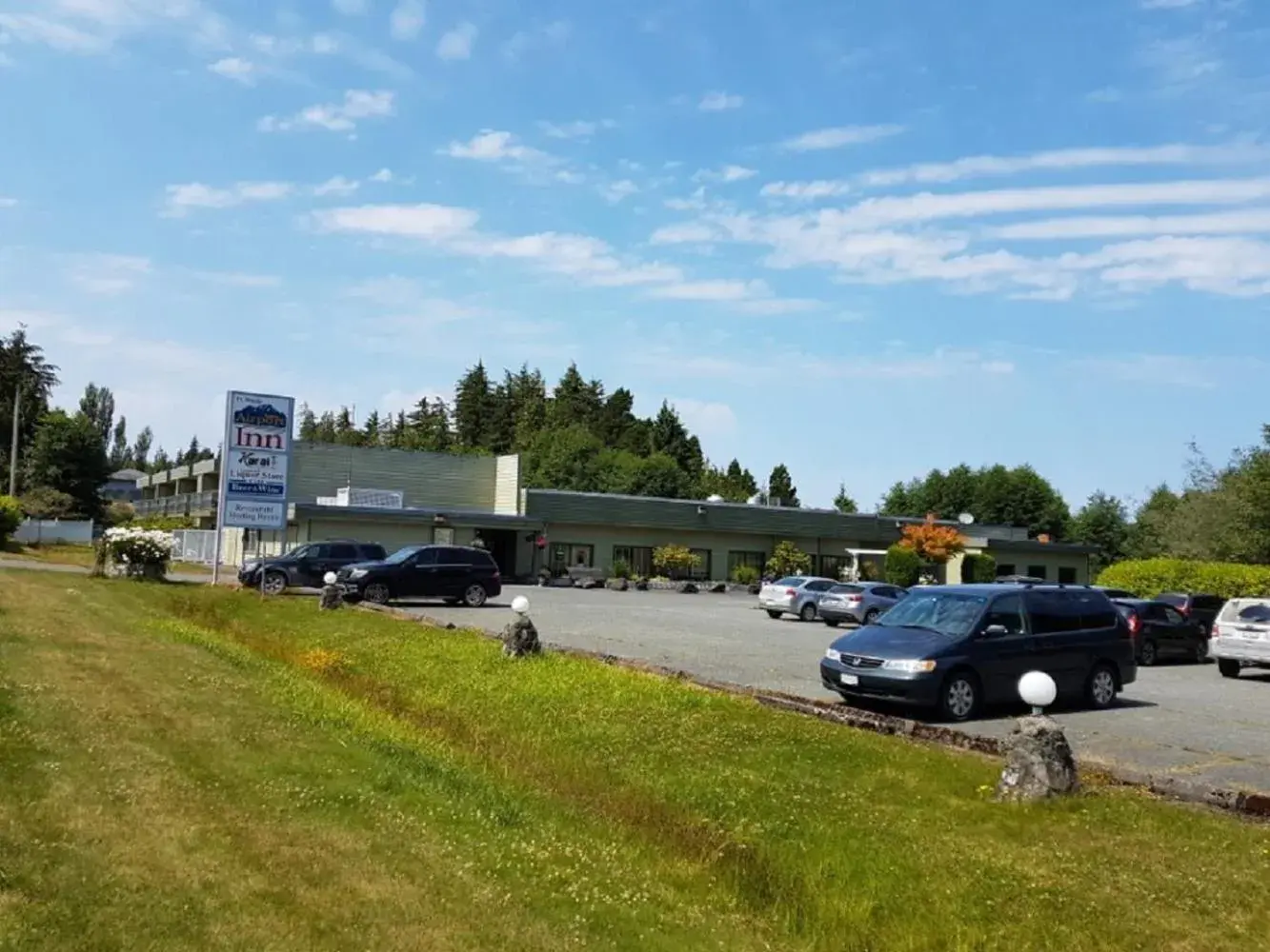 Property Building in Airport Inn