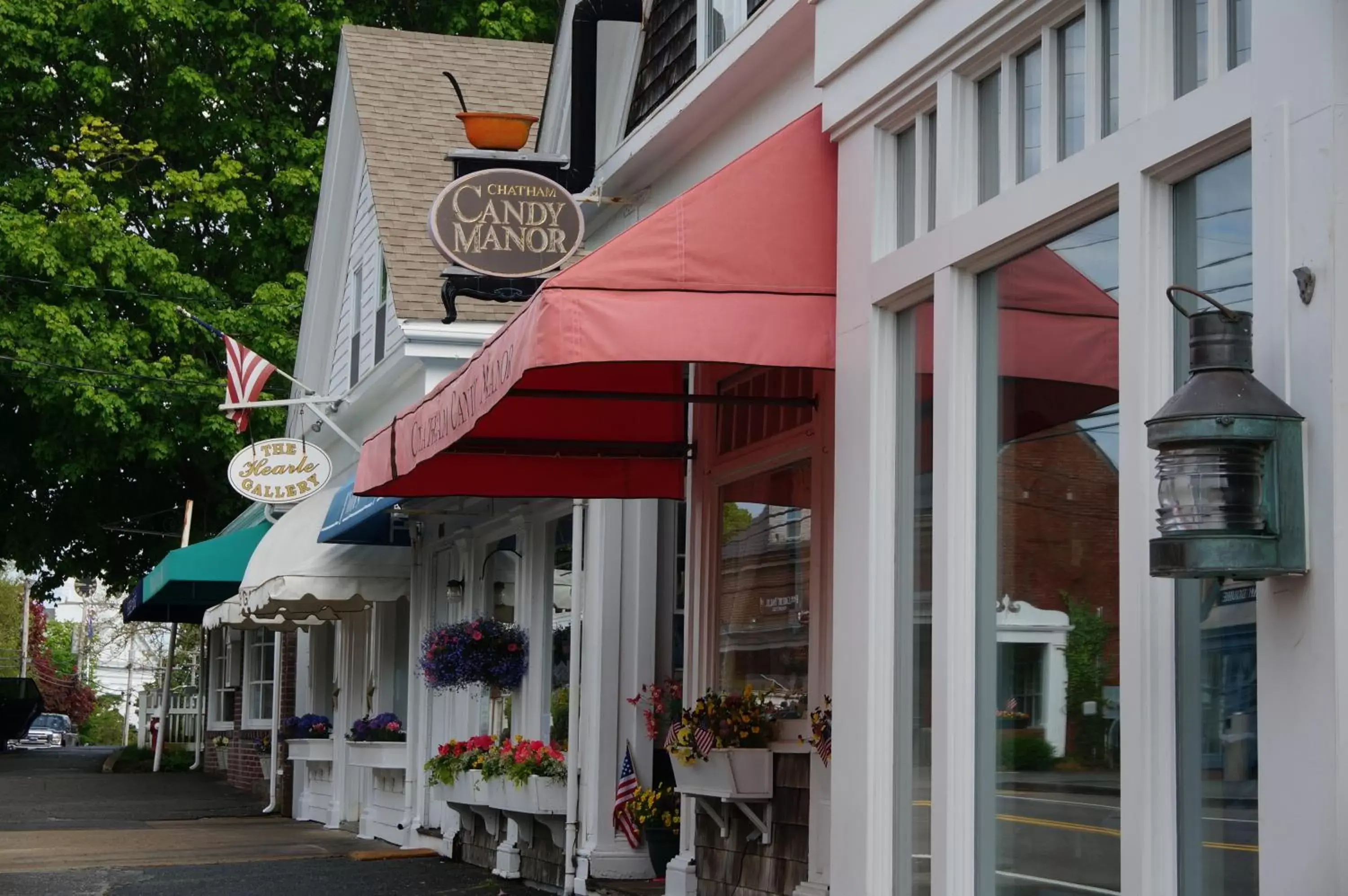 Restaurant/places to eat, Property Building in Chatham Tides