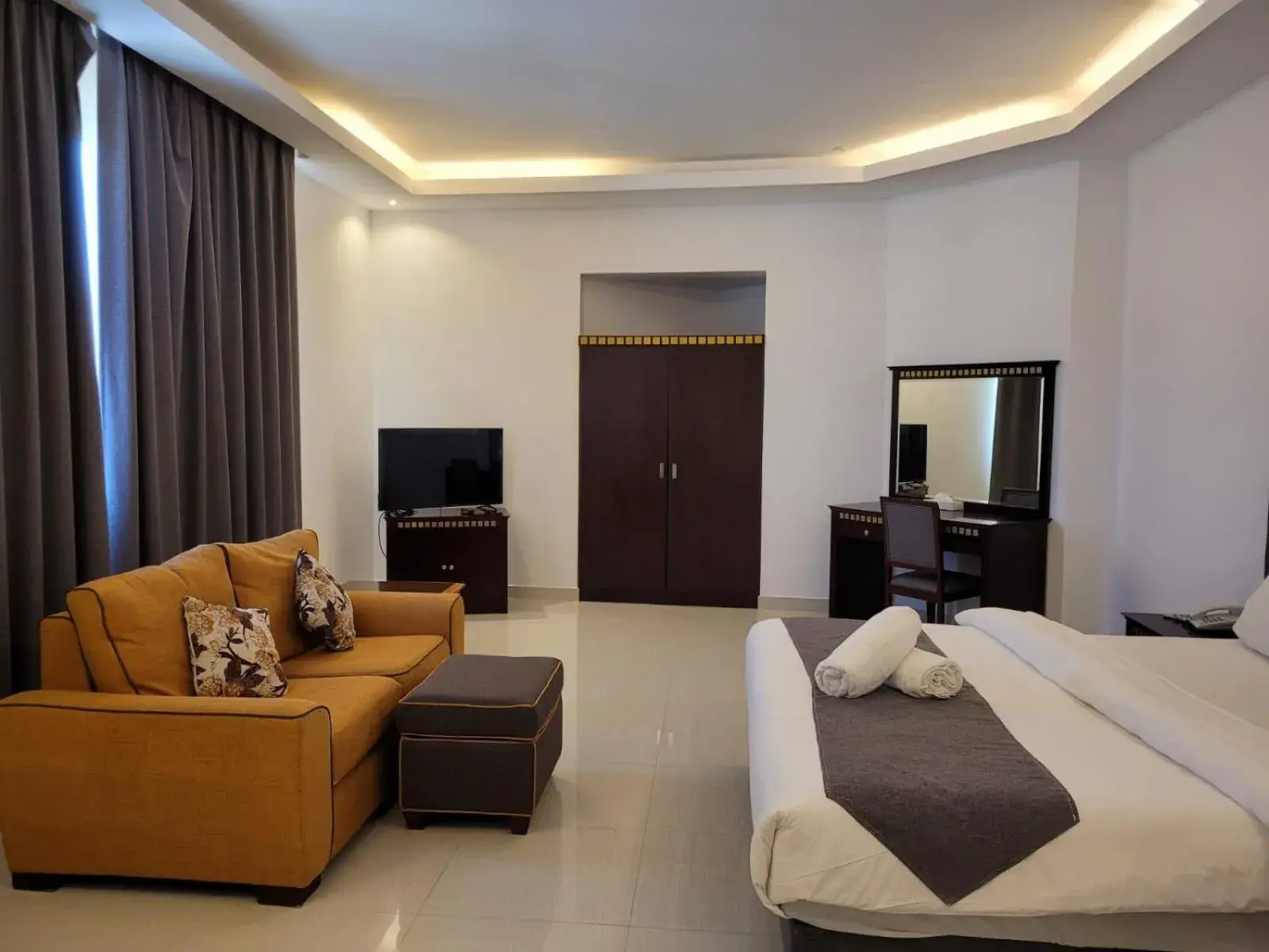 Bedroom, Seating Area in Salalah Beach Resort Hotel