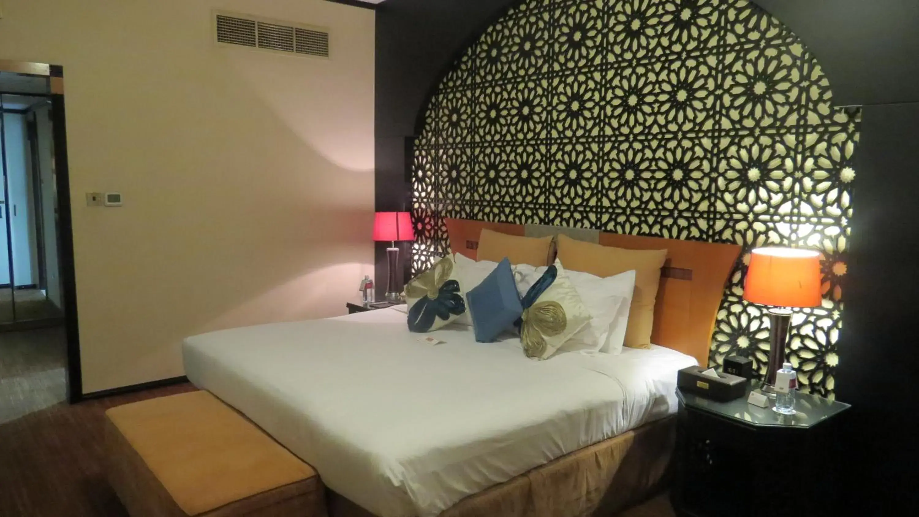 Bedroom, Room Photo in Al Jawhara Gardens Hotel
