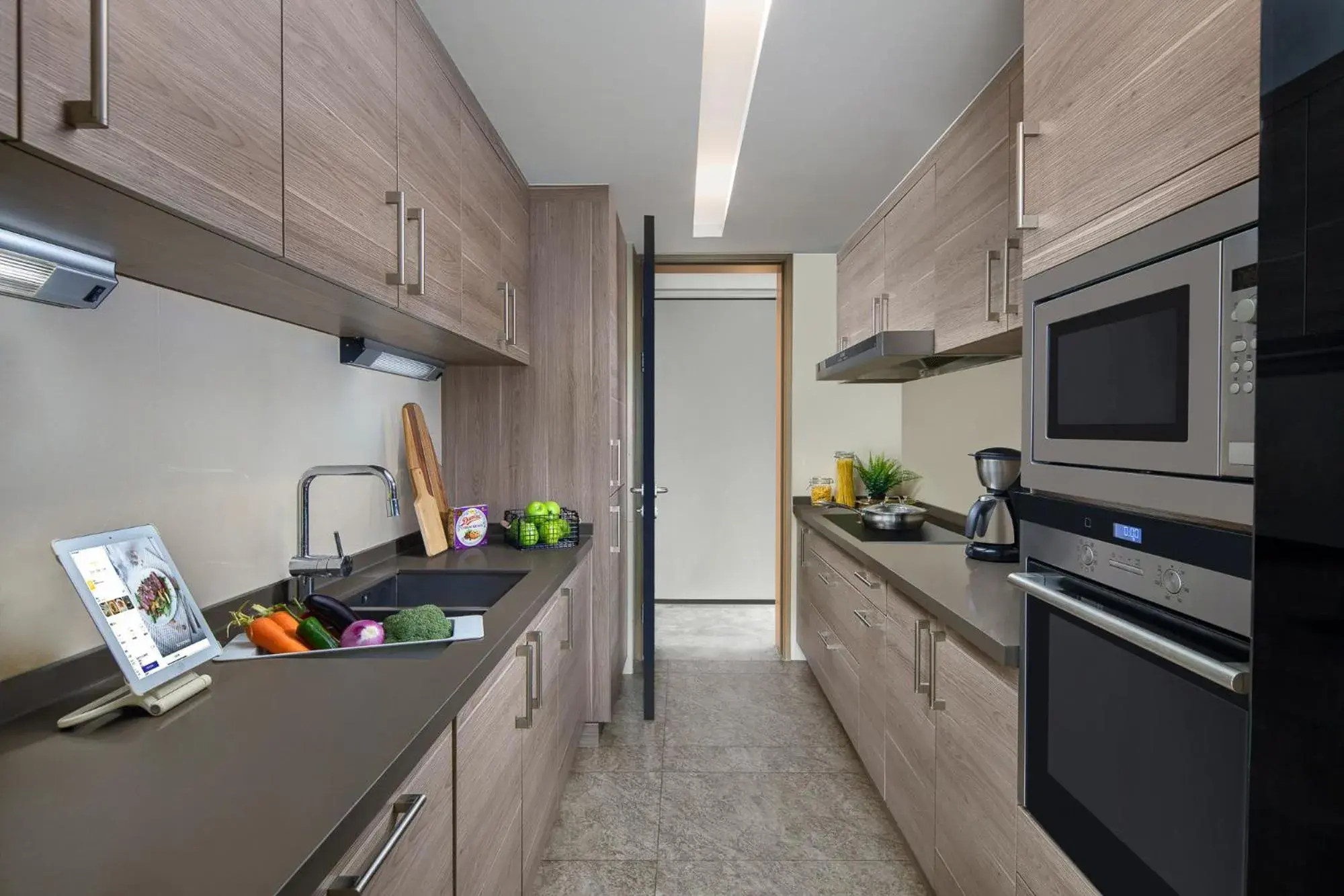 Kitchen/Kitchenette in Ascott IFC Guangzhou Residence