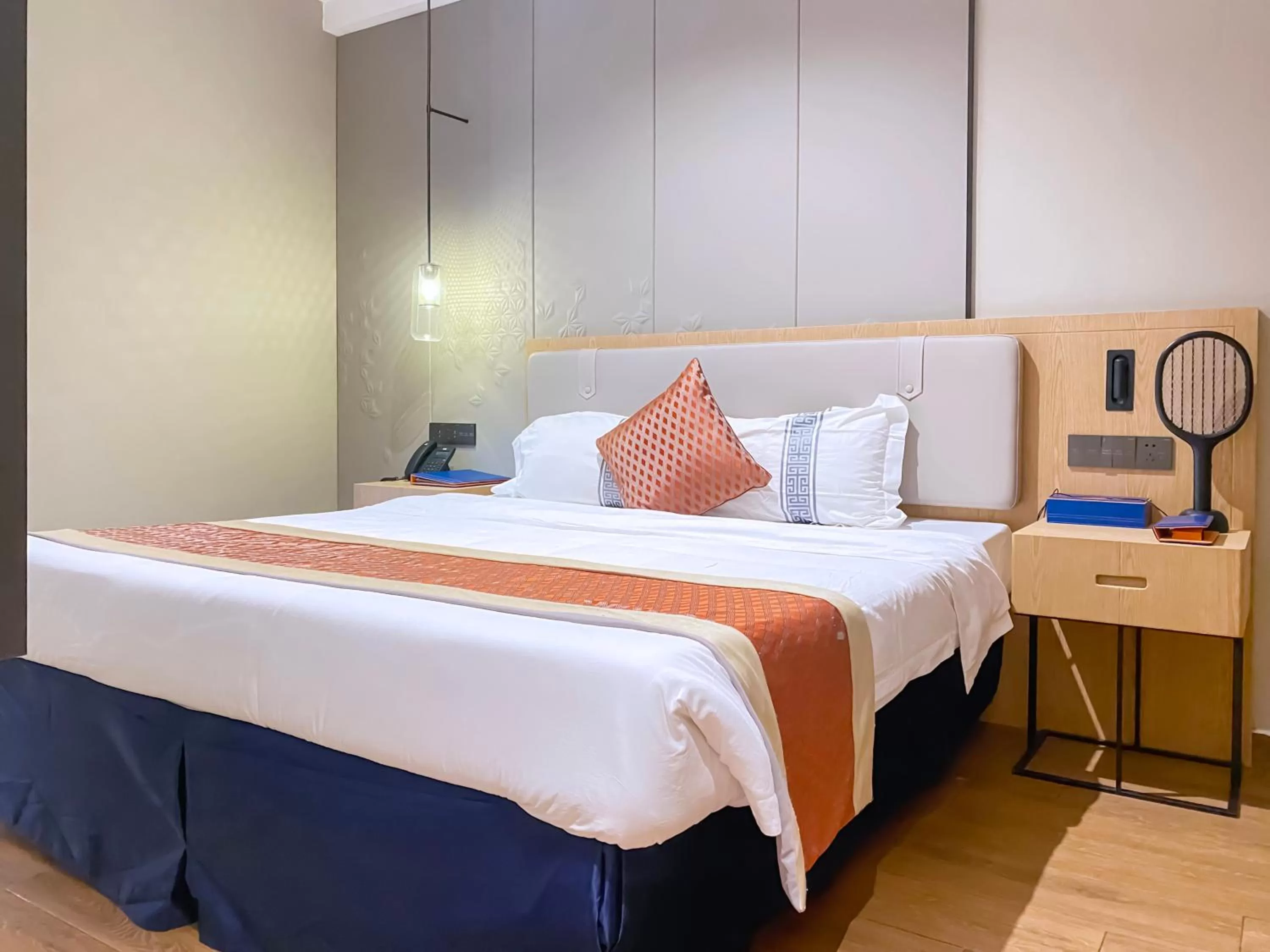 Bed in Hôtel FAMILLE MONDIALE