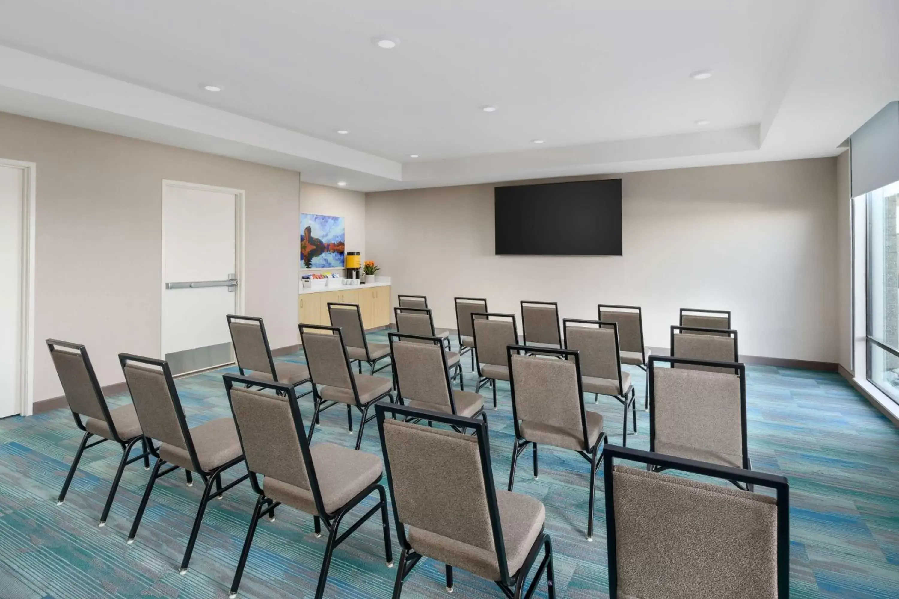 Meeting/conference room in Home2 Suites By Hilton North Scottsdale Near Mayo Clinic