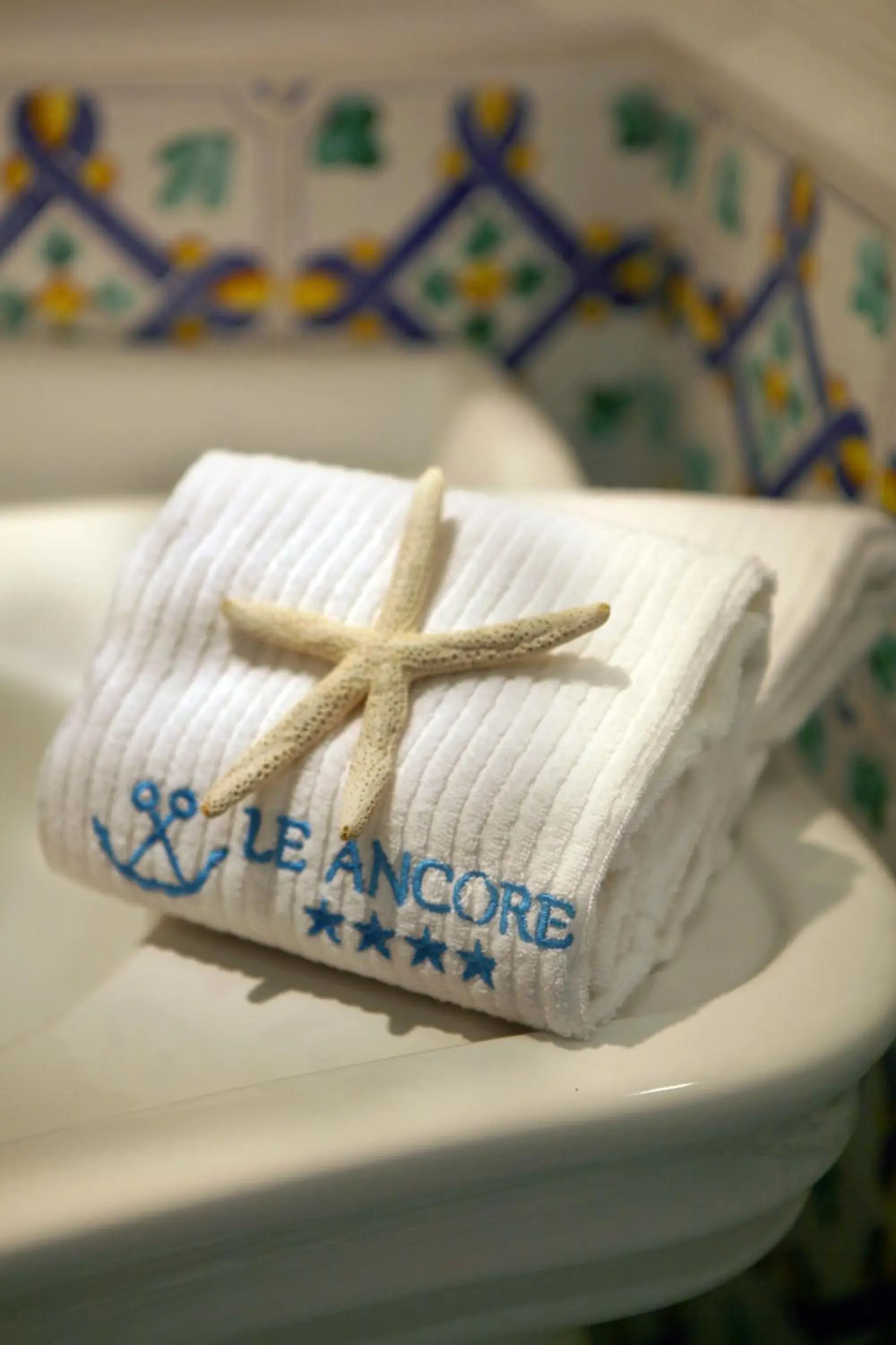 Bathroom, Bed in Le Ancore Hotel