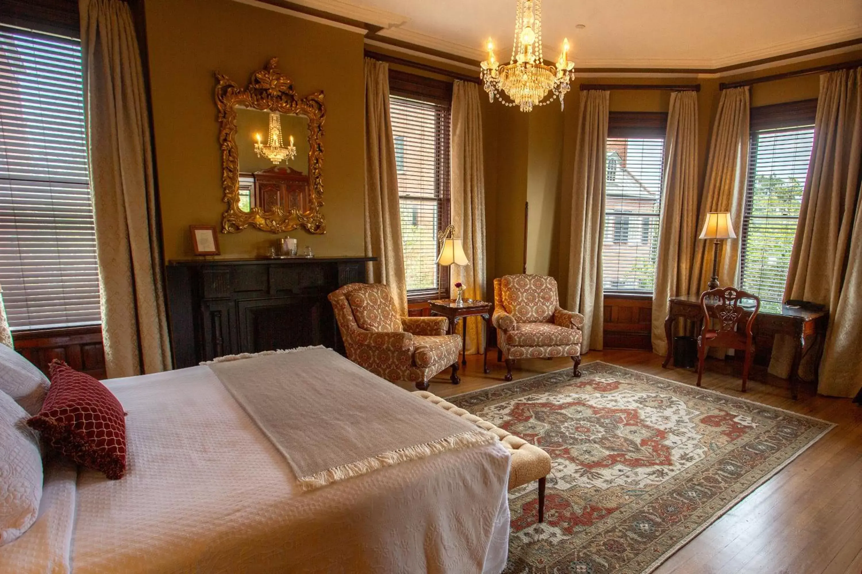 Bed in Kehoe House, Historic Inns of Savannah Collection