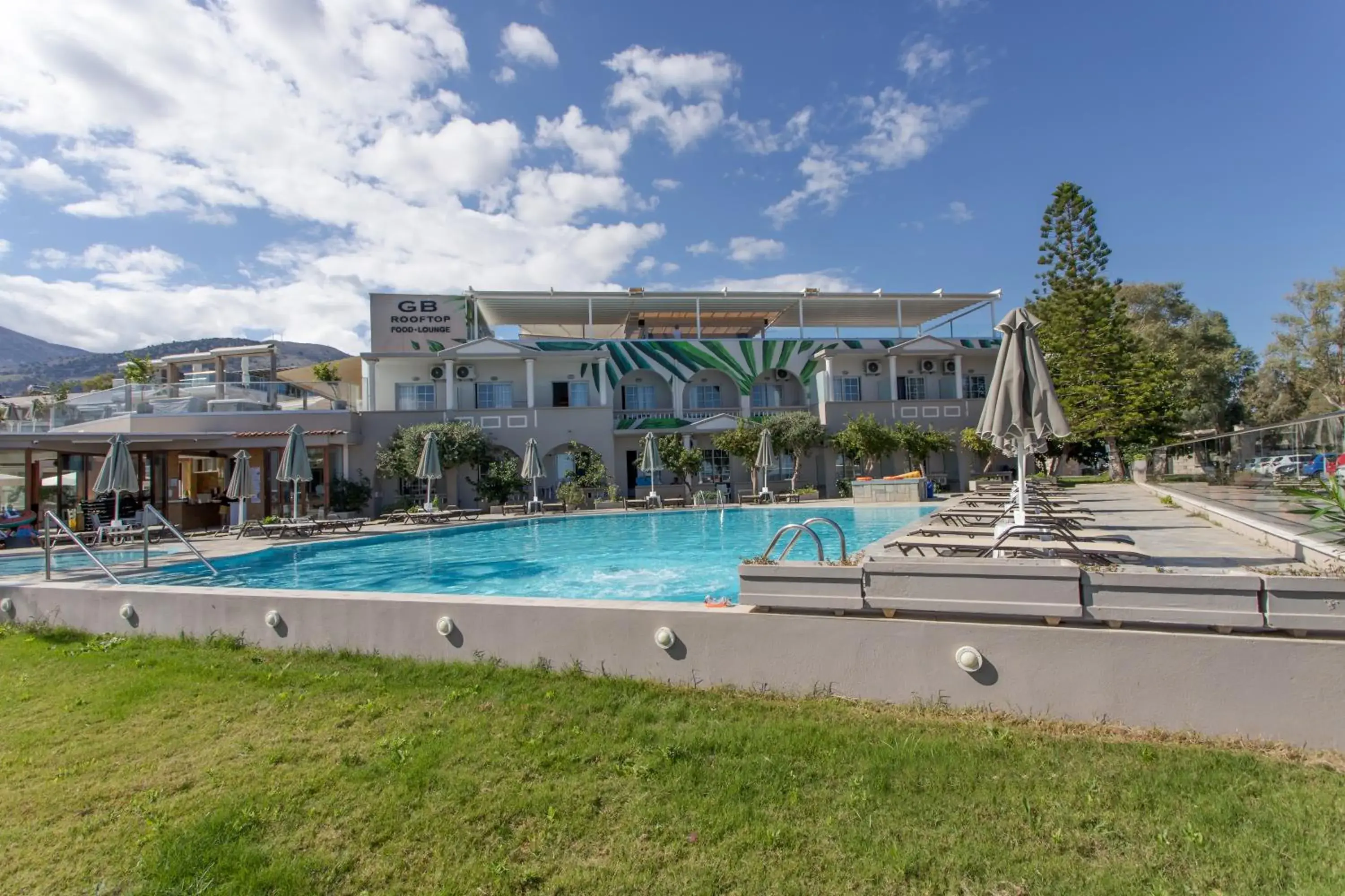 Swimming Pool in Georgioupolis Beach Hotel