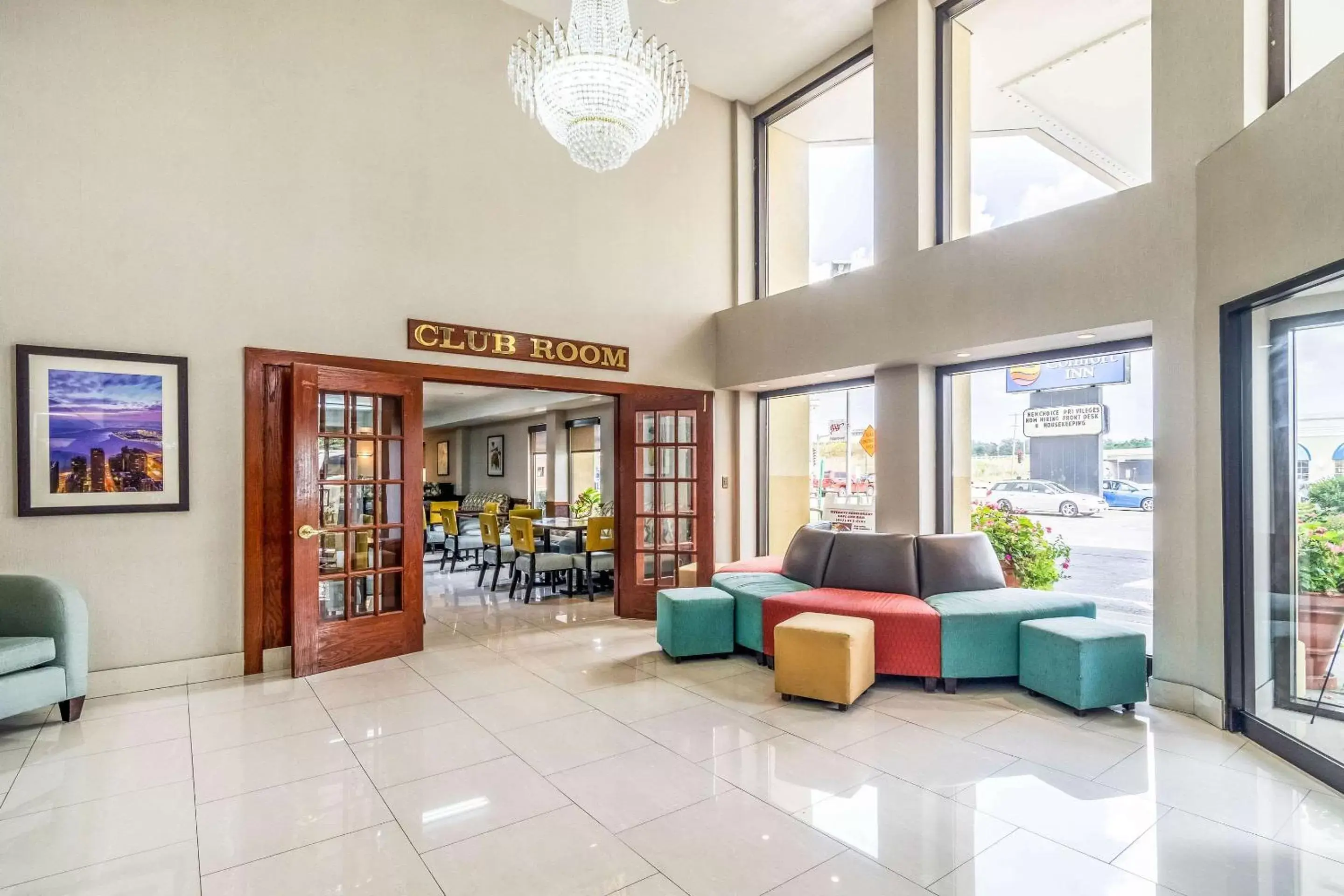 Lobby or reception in Comfort Inn Convention Center-Chicago O’hare Airport Lobby or reception in Comfort Inn Convention Center-Chicago O’hare Airport