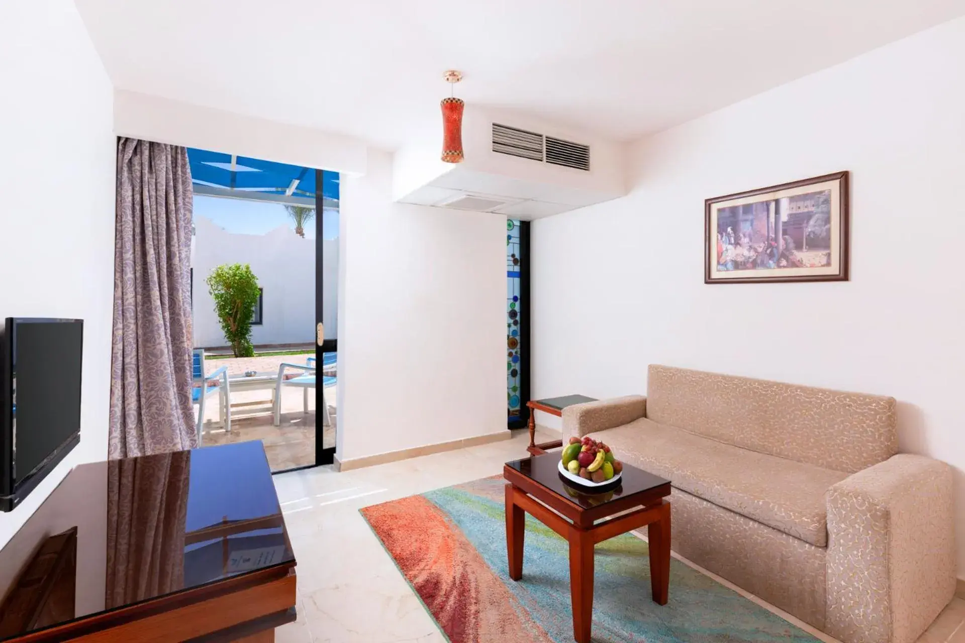 Living room, Seating Area in Albatros Sharm Resort - By Pickalbatros