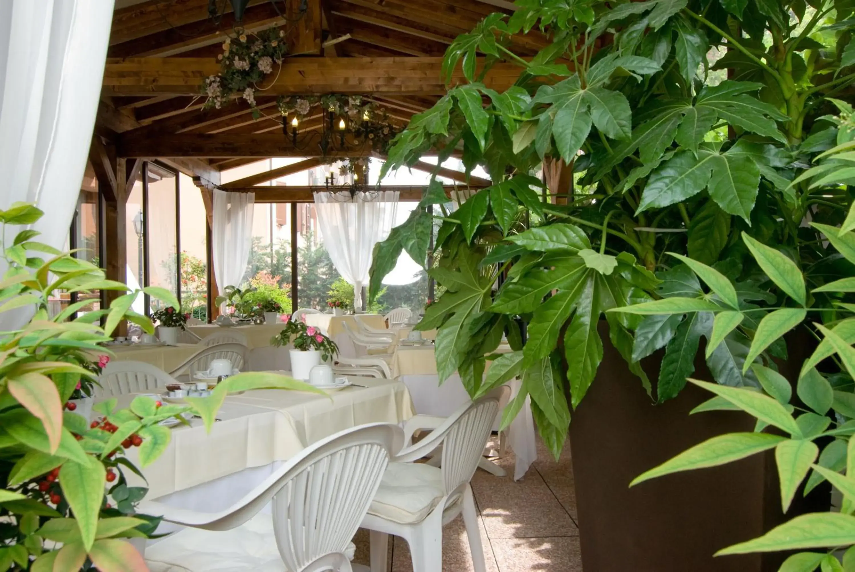 Restaurant/Places to Eat in Hotel Ferro di Cavallo