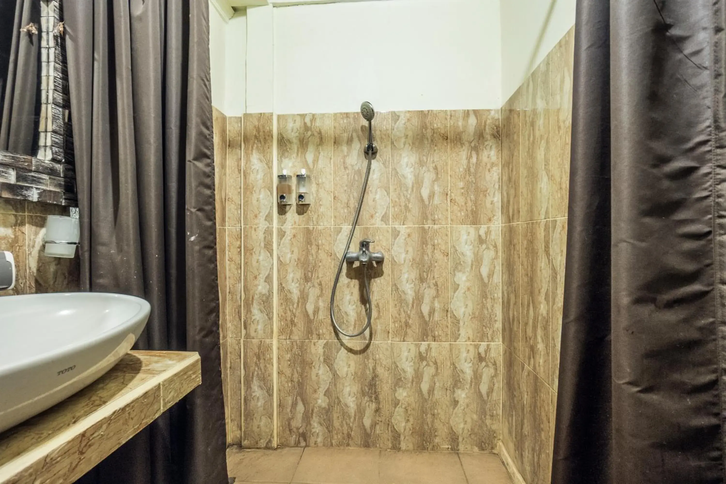 Bathroom in Gajah Biru Bungalows