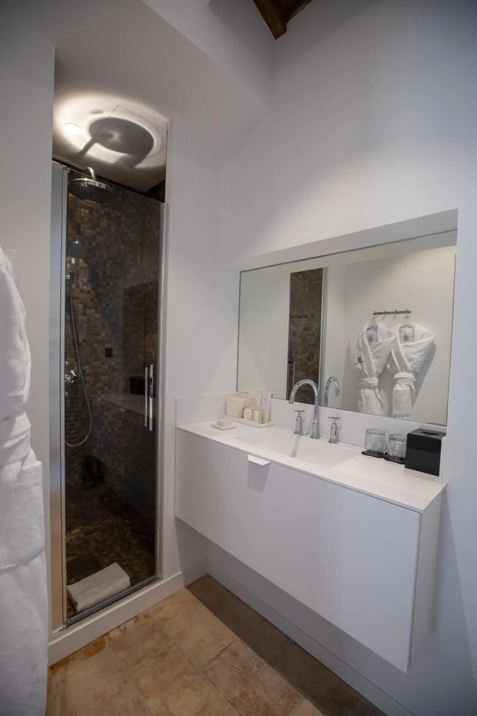 Bathroom in Château de la Gaude