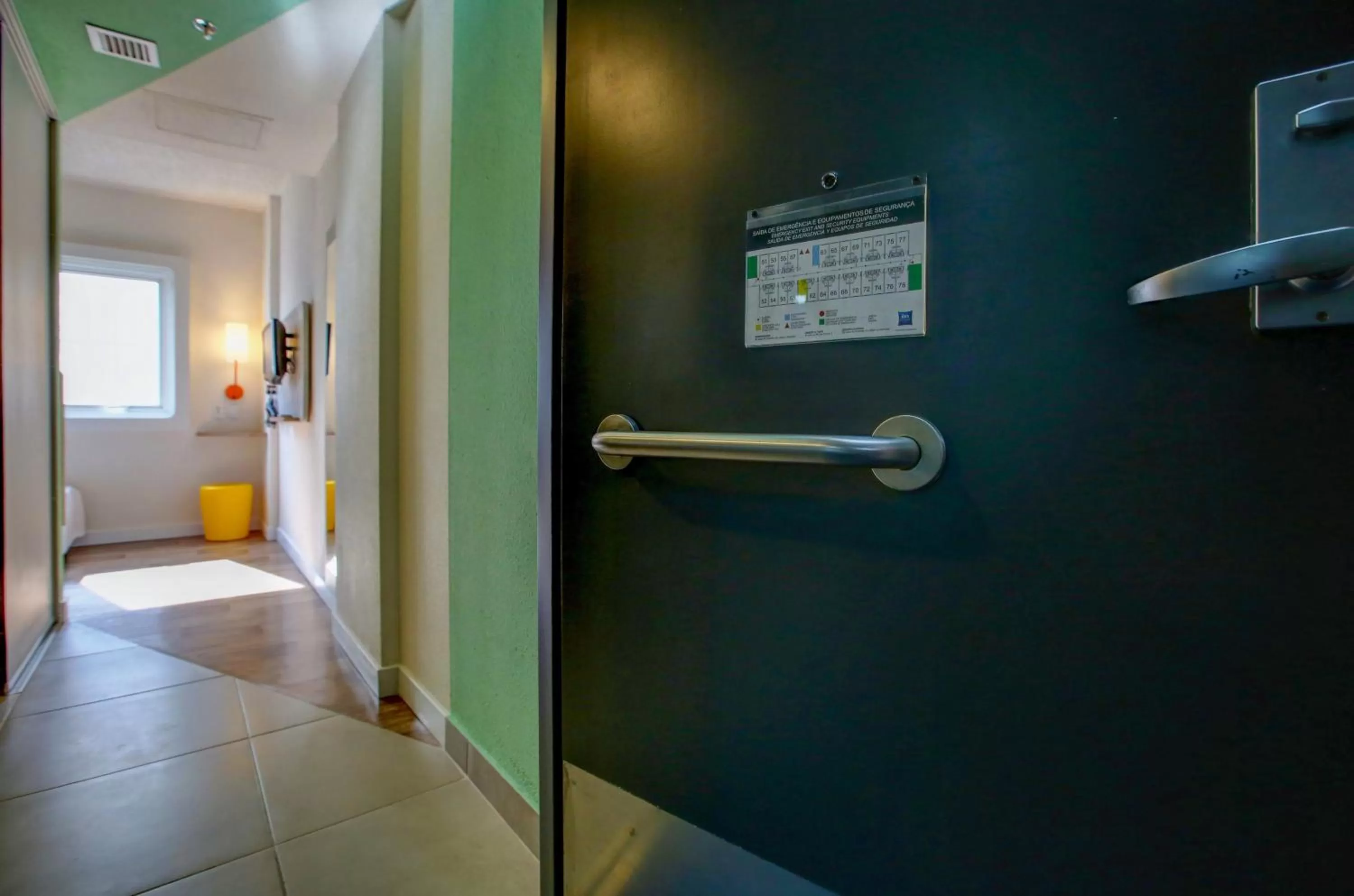 Bedroom in ibis budget Tambore