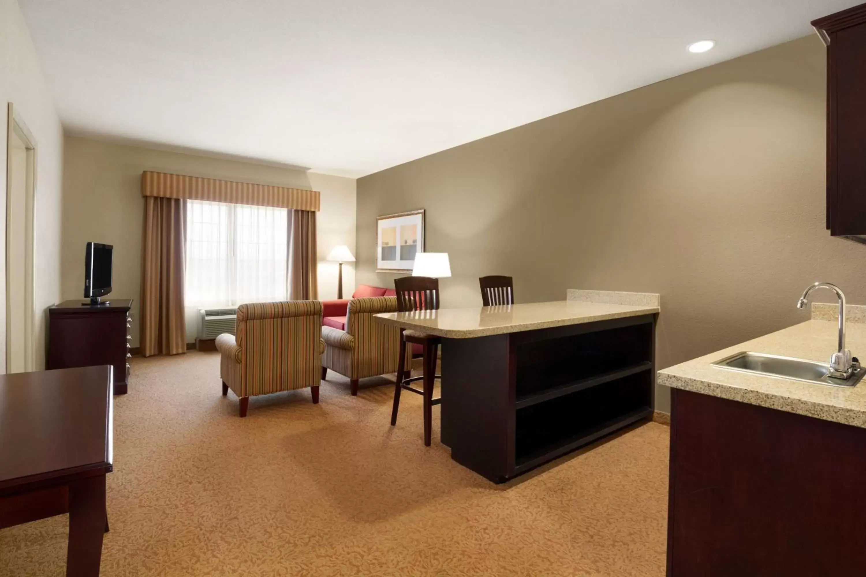 Premium One-Bedroom King Suite with Sofa-Bed - Non-Smoking in Country Inn & Suites by Radisson, Oklahoma City - Quail Springs, OK Premium One-Bedroom King Suite with Sofa-Bed - Non-Smoking in Country Inn & Suites by Radisson, Oklahoma City - Quail Springs, OK