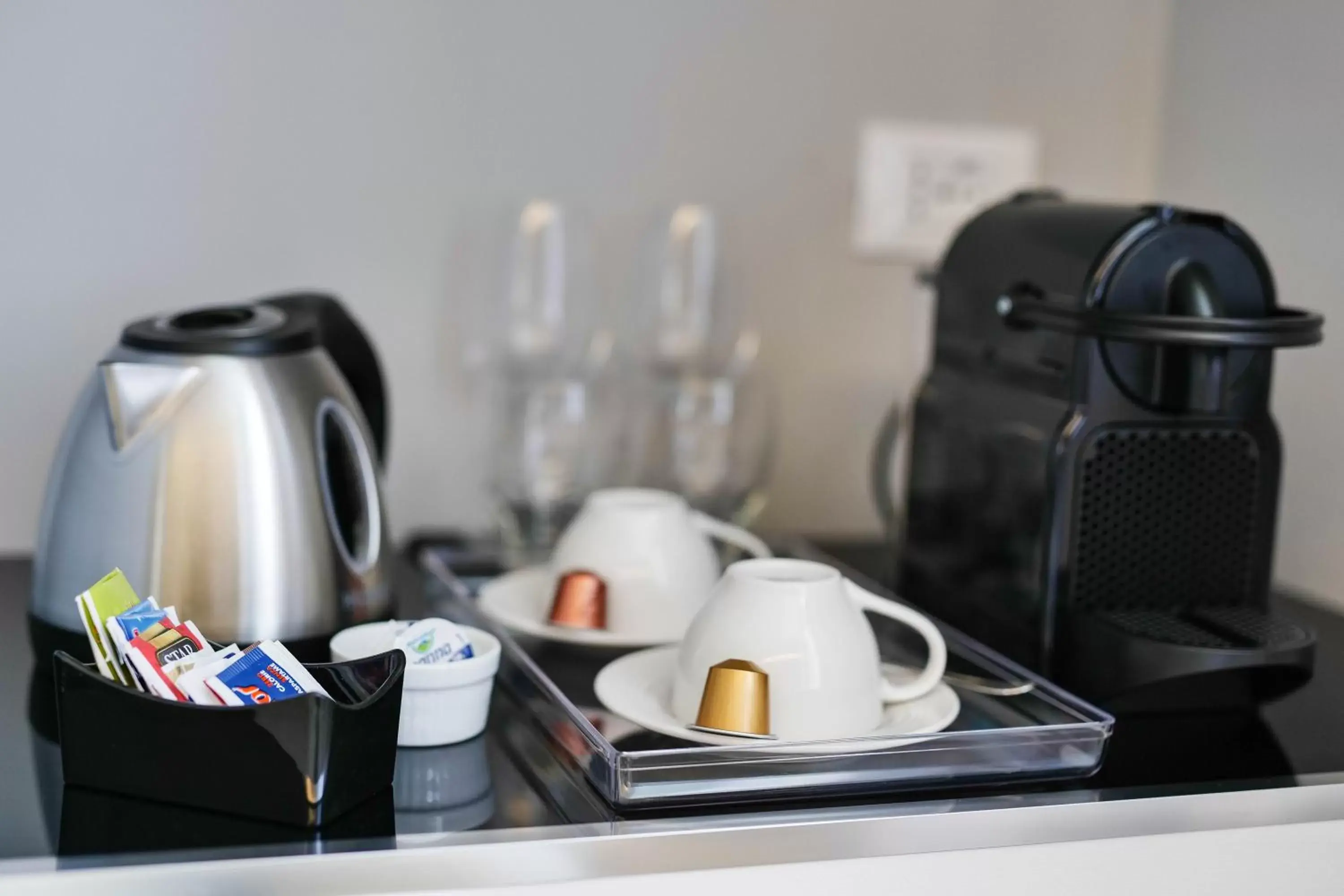 Coffee/Tea Facilities in Family Affair Palermo