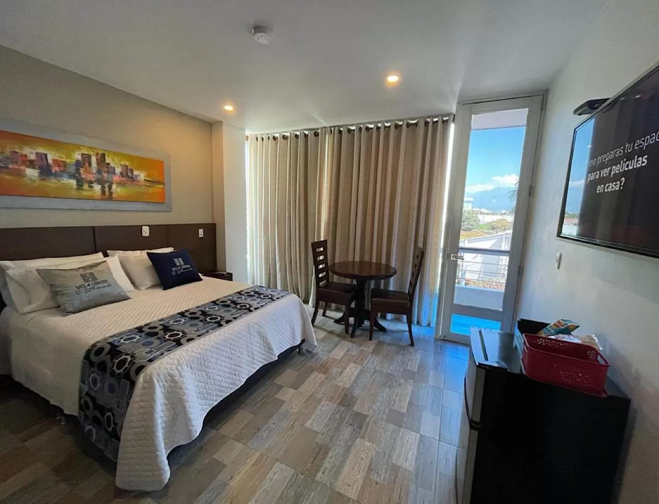 Bed in Hotel Ucla Center