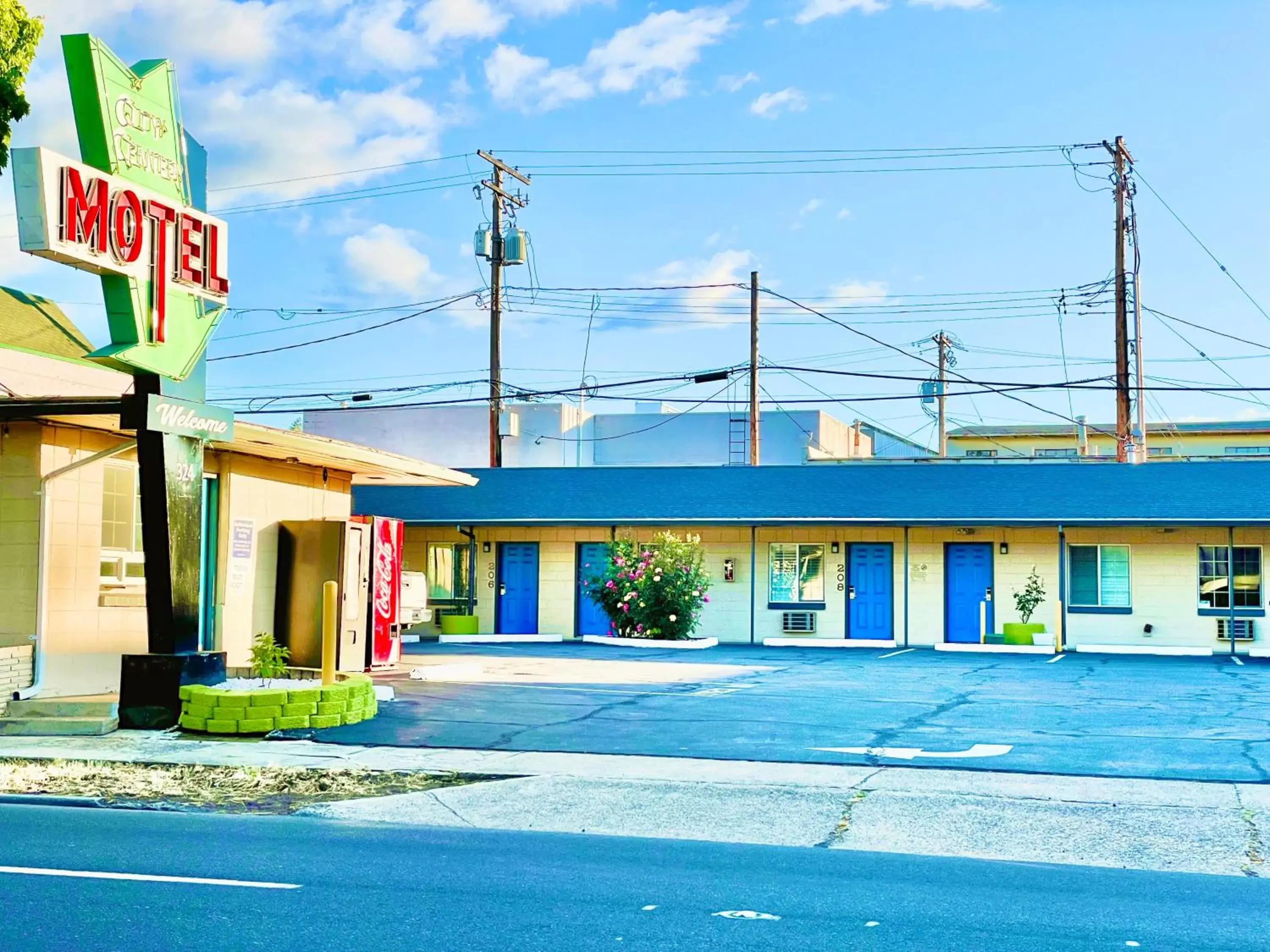 Property Building in City Center Motel